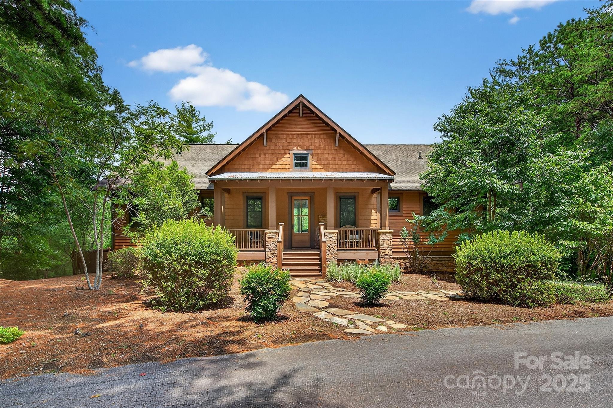 1077 Ten Whigs Ridge 35