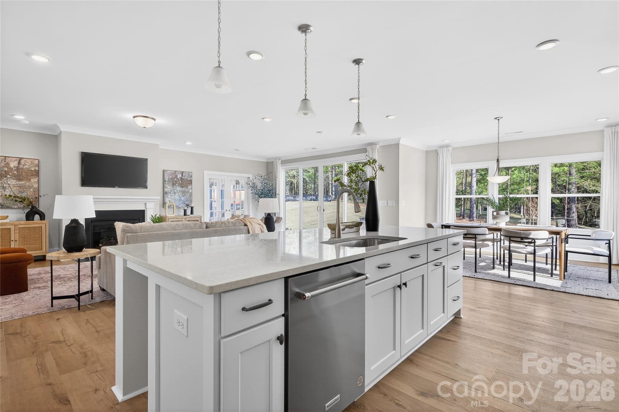 14133 Bobby Jones Drive 810