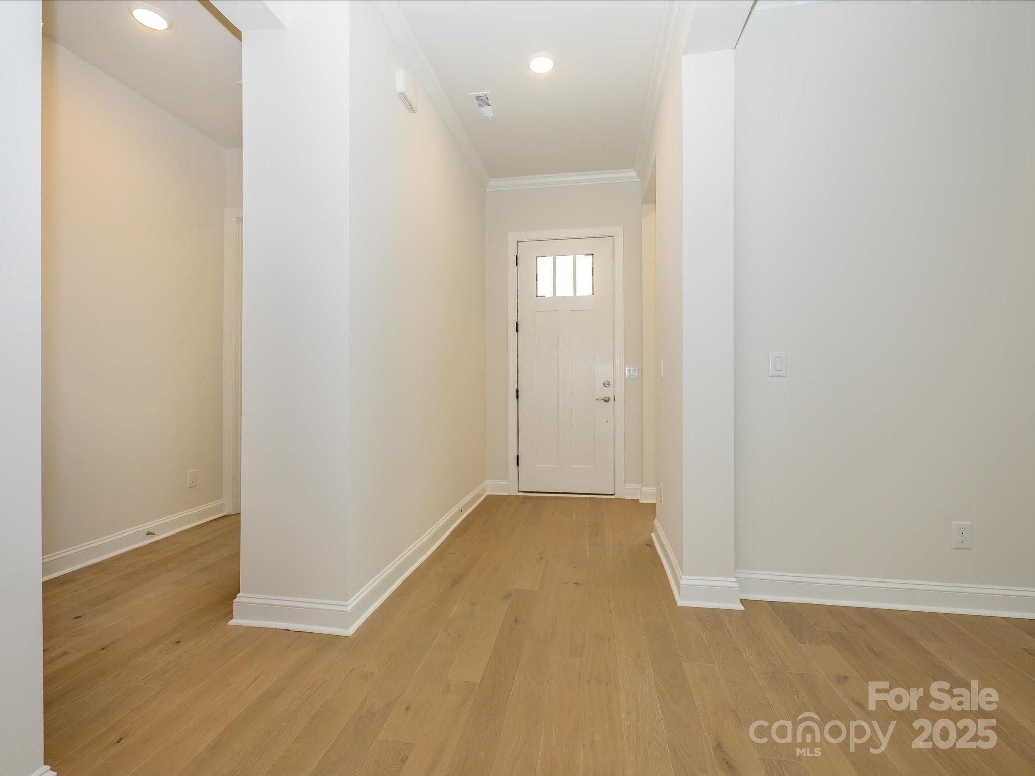 1200 Meander Lane