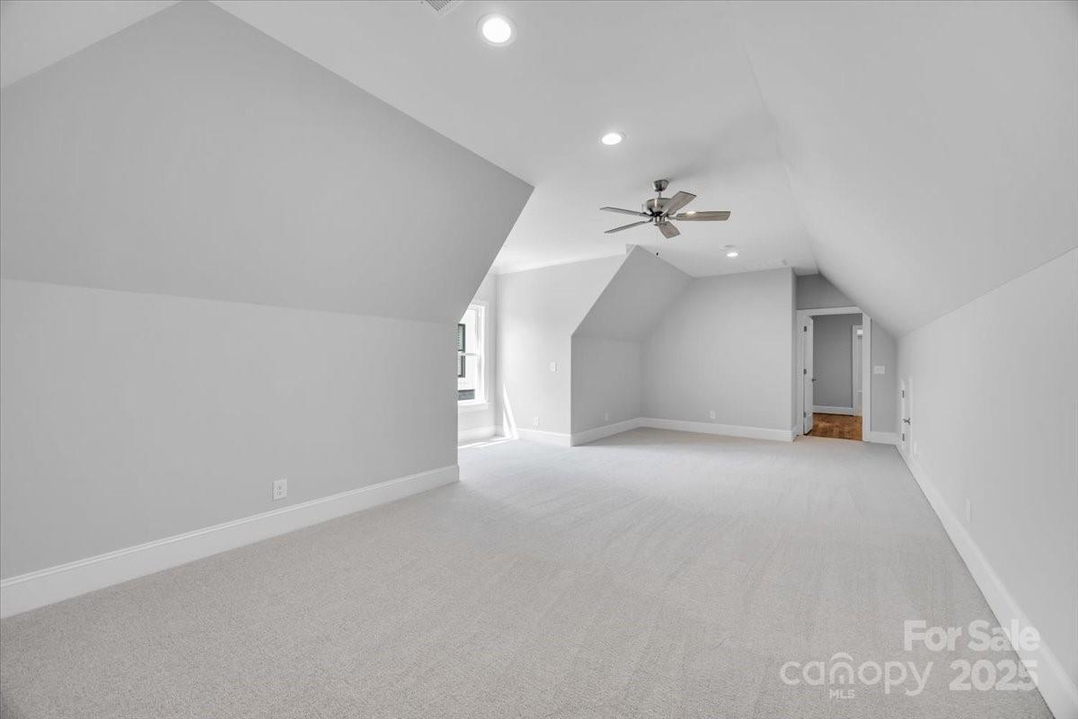 Chestnut Pond - Residential