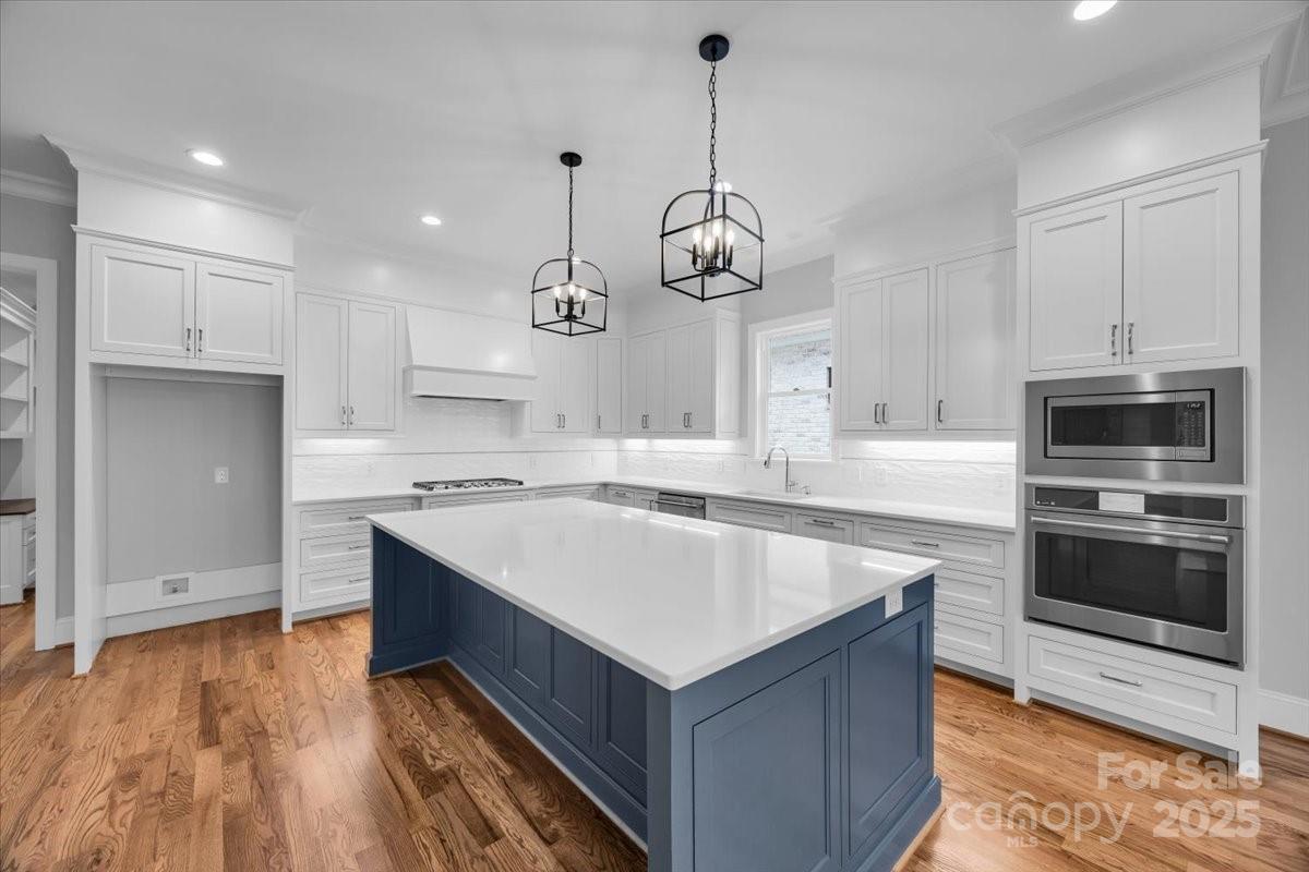 Chestnut Pond - Residential