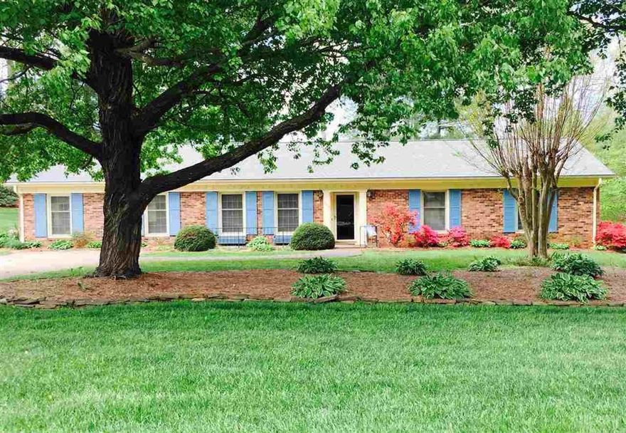 Great One Owner Property. Immaculately Maintained 3 Bedroom 2 Bath with Huge Den/Living Room. House is on two lots totaling over an acre. Updates include: Roof, Windows, 15 Seer HP, Hardwood Floors, Bathrooms, Kitchen, and More. Detached double garage for parking. Extensively landscaped, private back yard with covered back porch & cute shed. Wont Last.