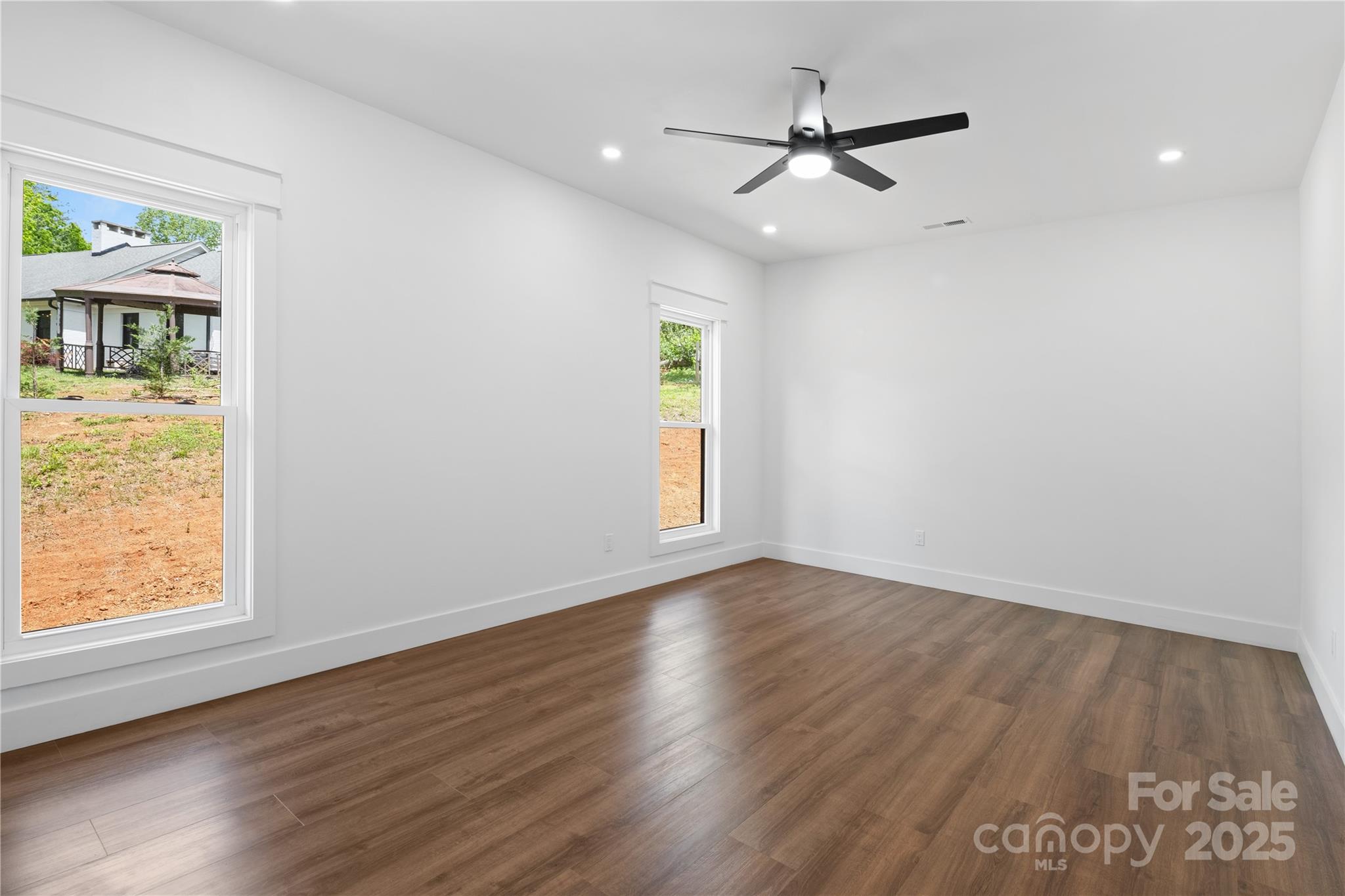 North Rugby Hills - Residential
