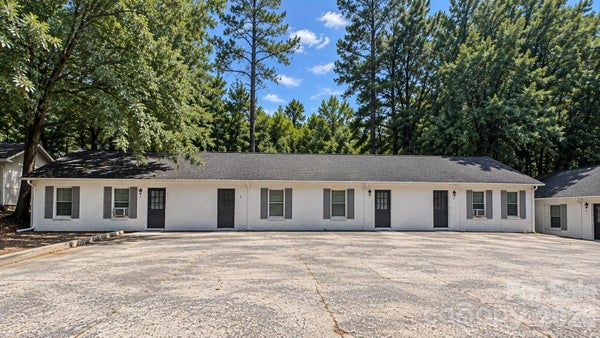595 BETTY ST, GASTONIA, NC 28054 - Image b8ff68018a45caaf2e29e076e2b5fd5e/1170078204