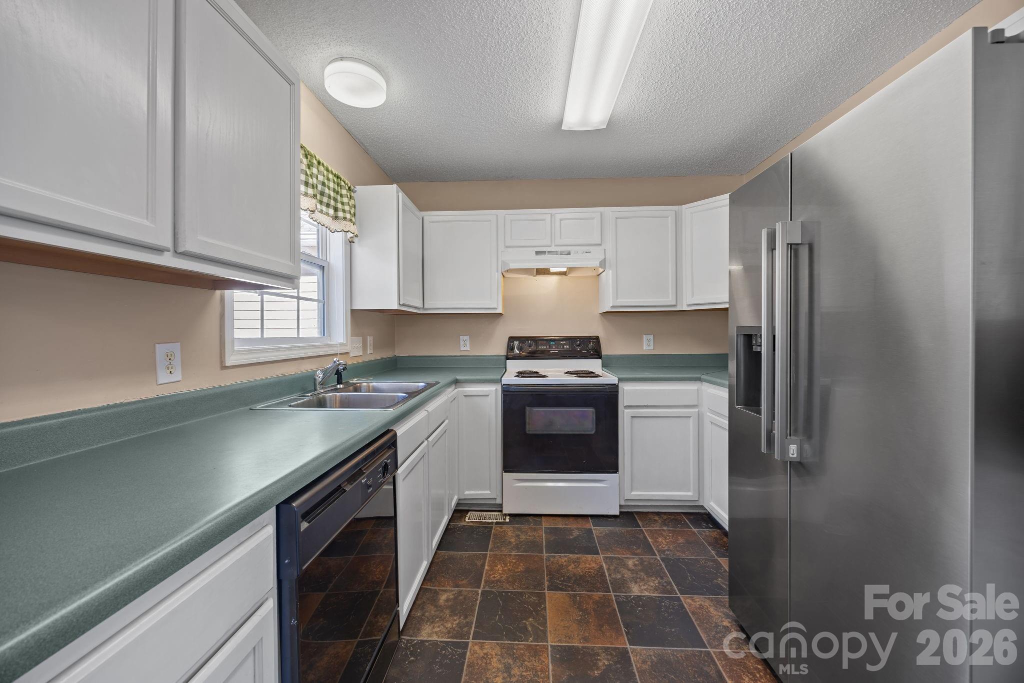 Chinaberry Place - Residential