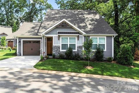 Photo of 8 Heartleaf Circle, Arden, NC 28704 (MLS # 4364542)