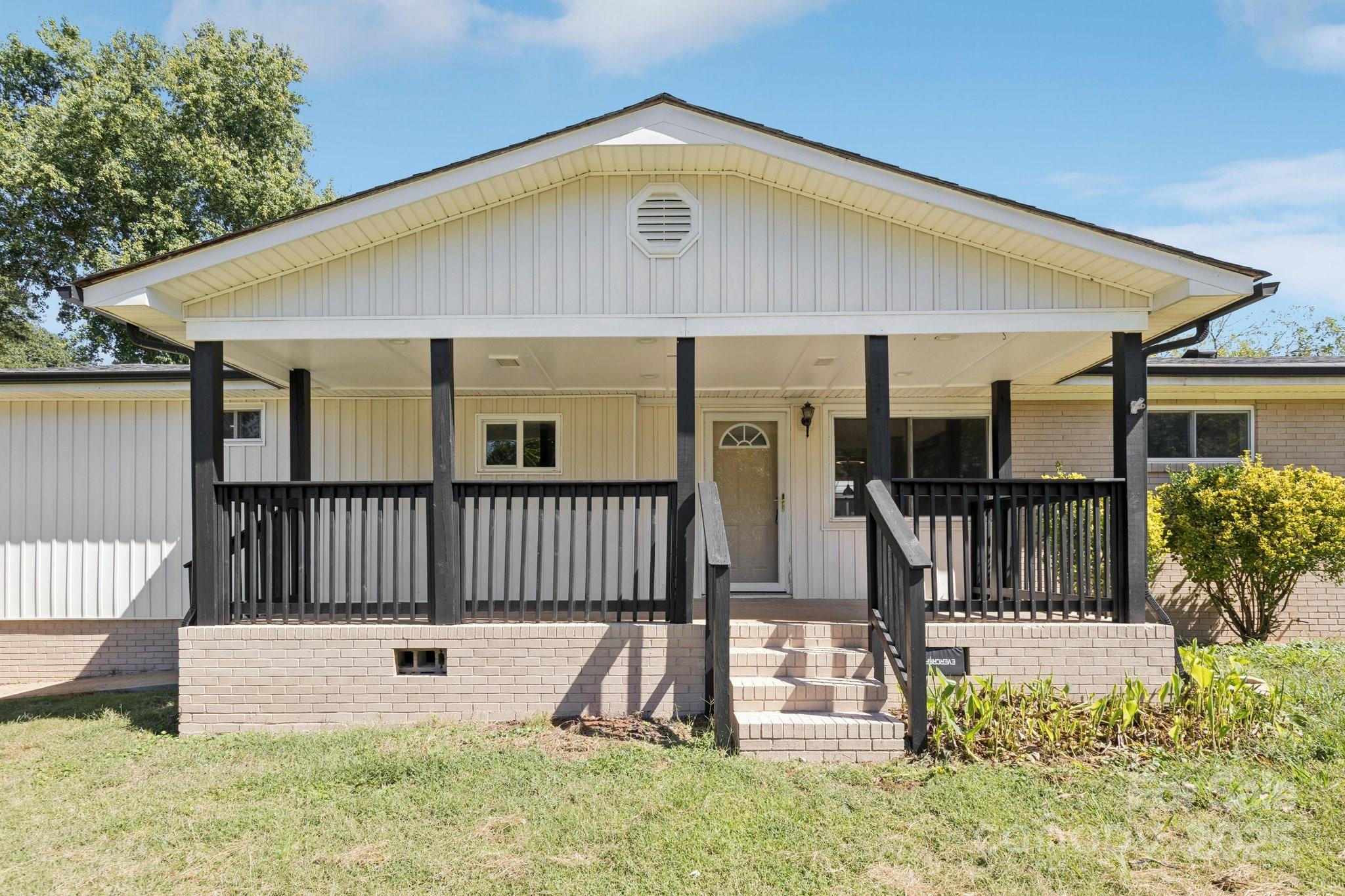 1024 Old Mountain View Road