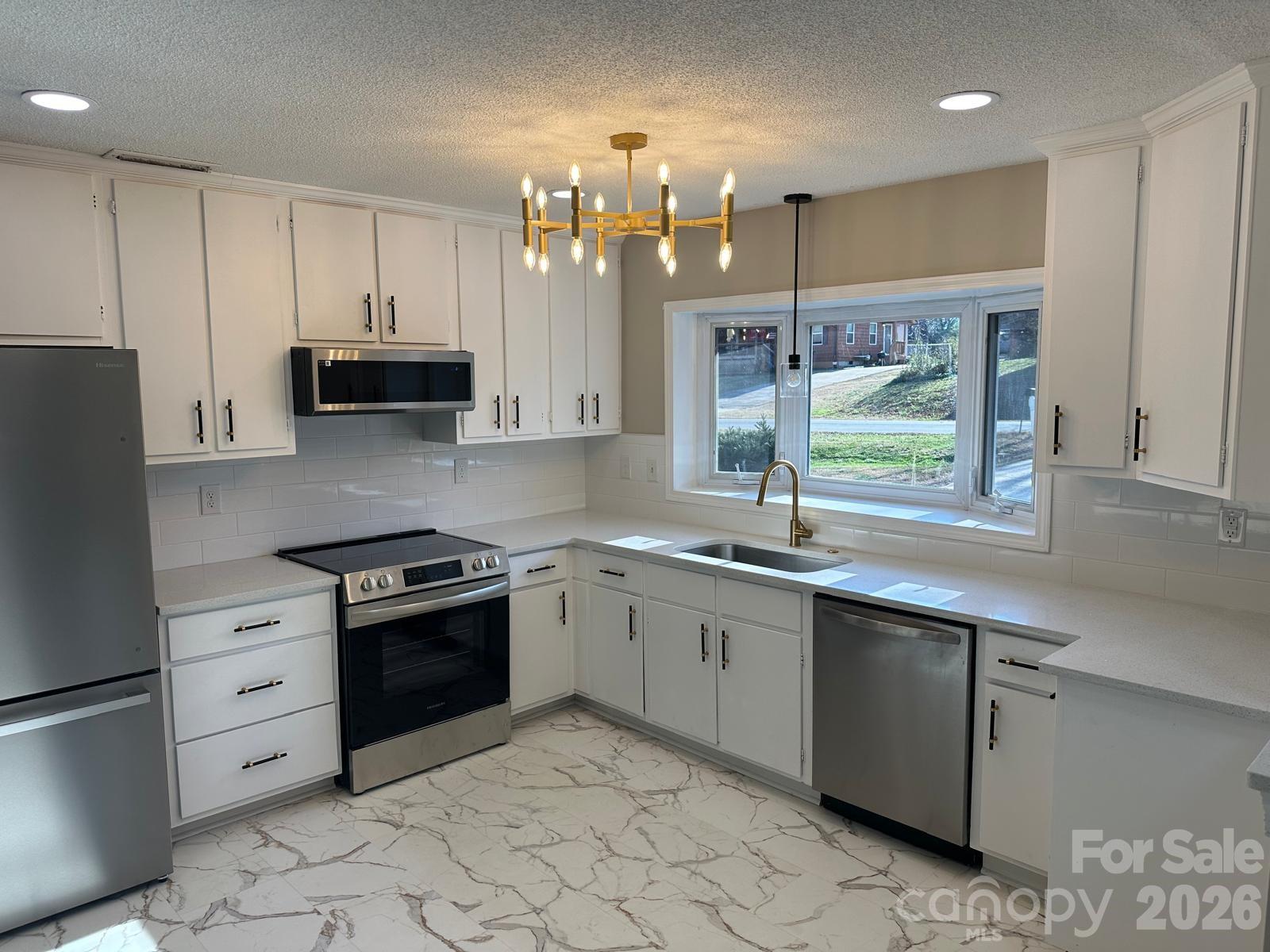 8928 Singingpine Road