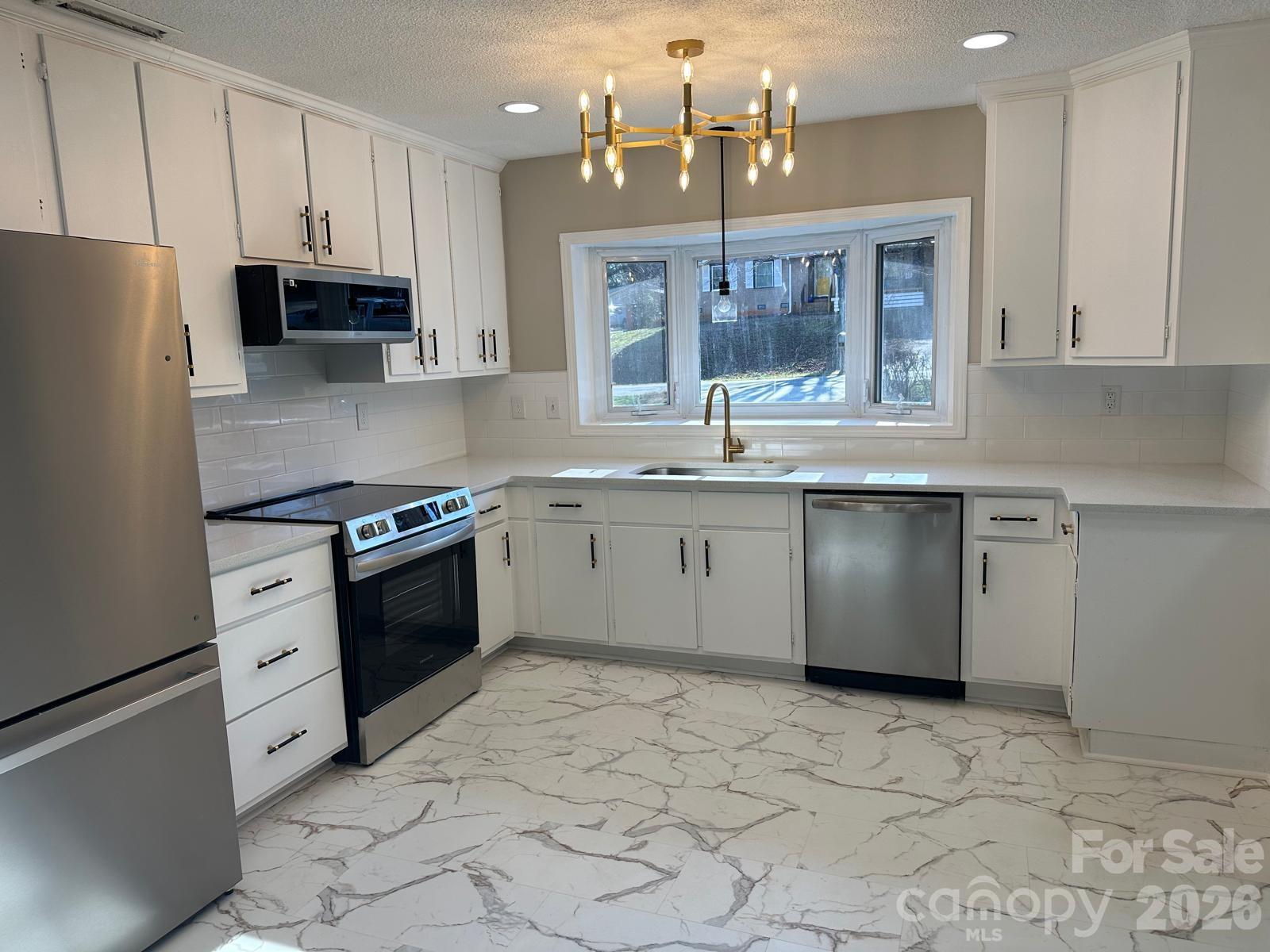 8928 Singingpine Road