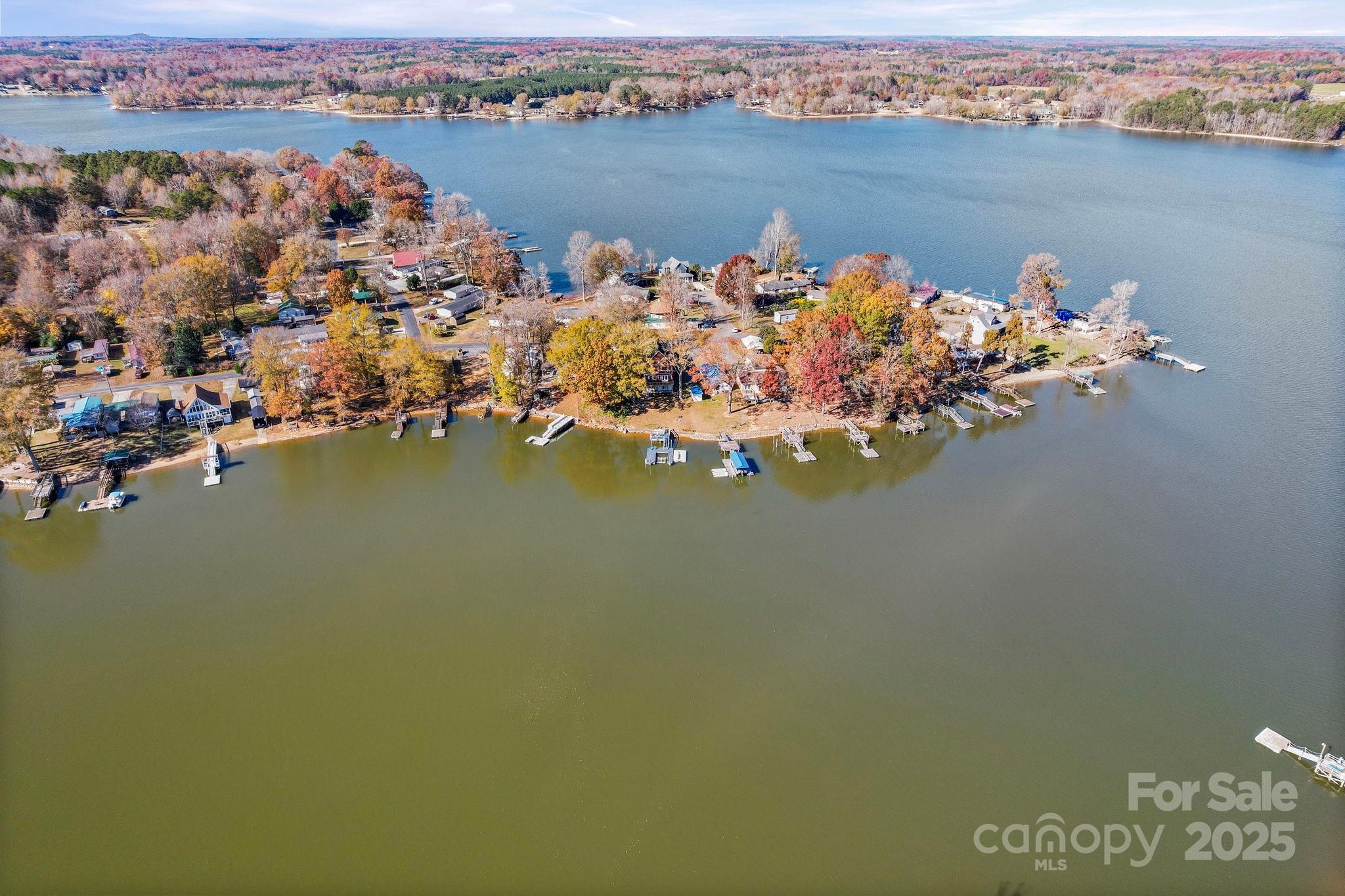 355 N Fisherman Lane