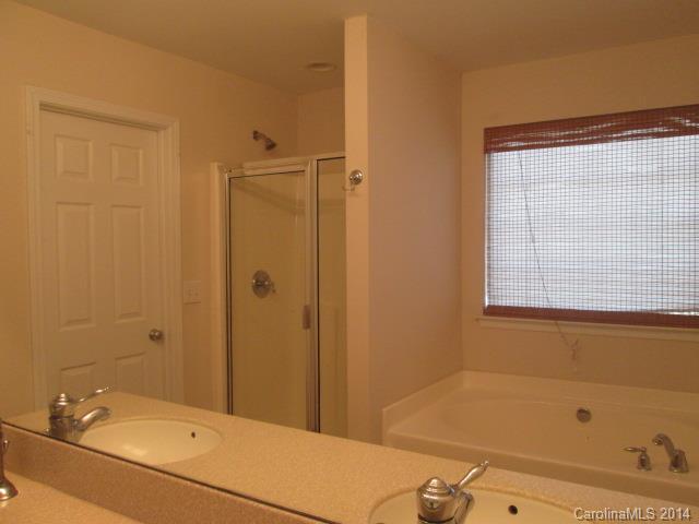 Brandon Oaks - Residential Lease