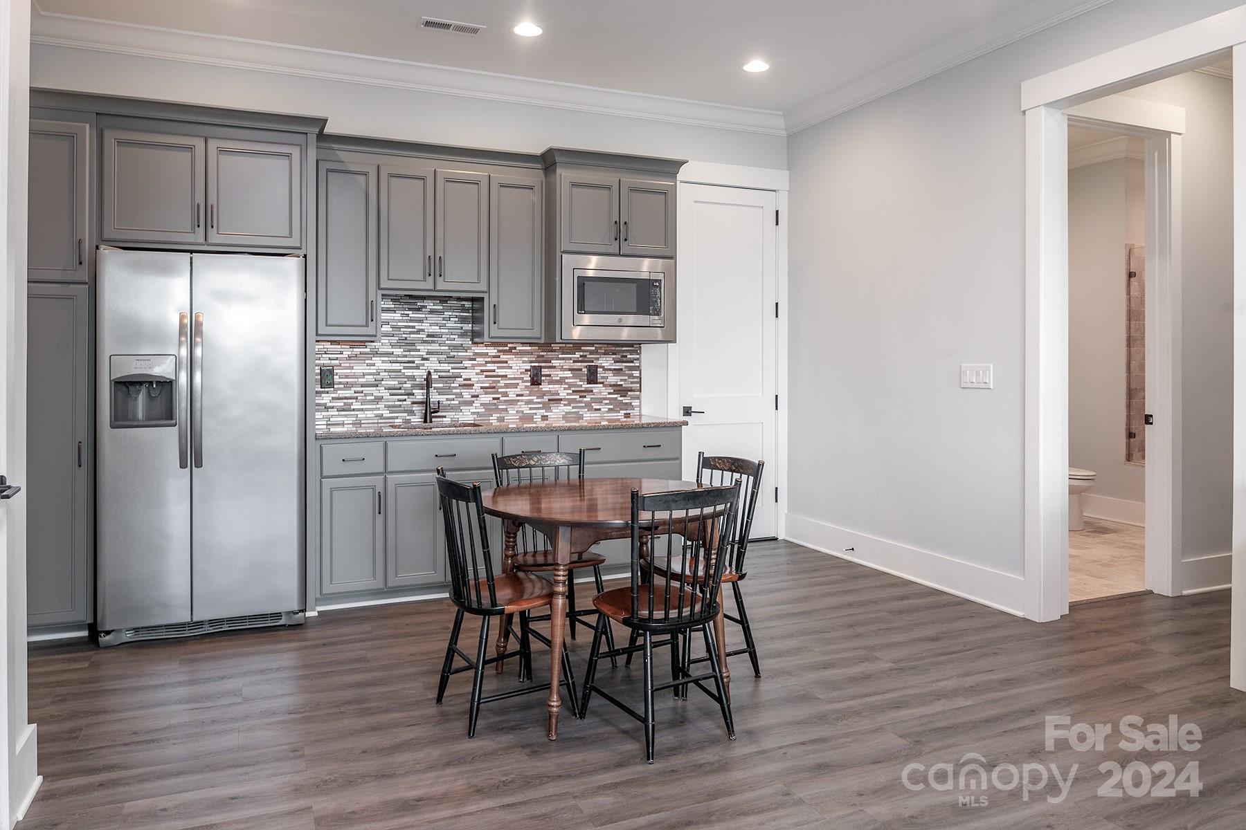 Edgewater - Residential