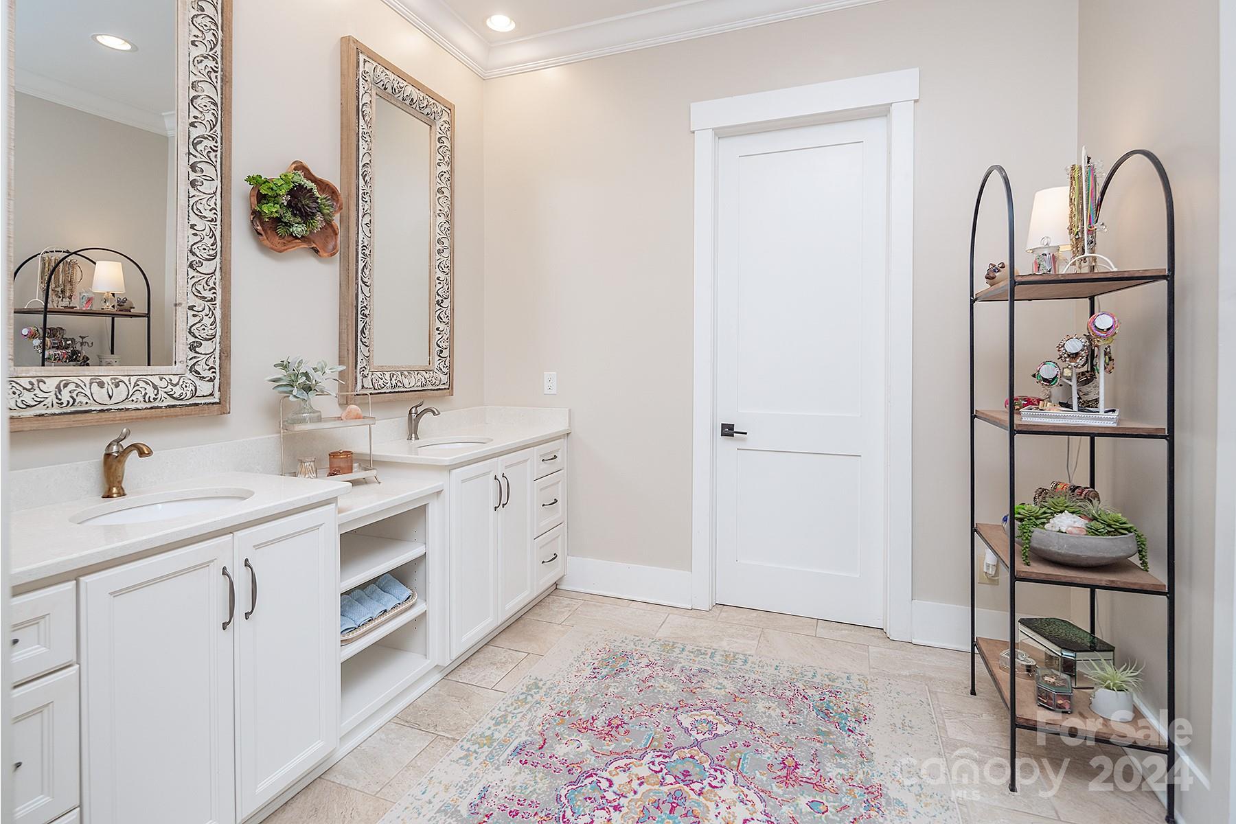 Edgewater - Residential