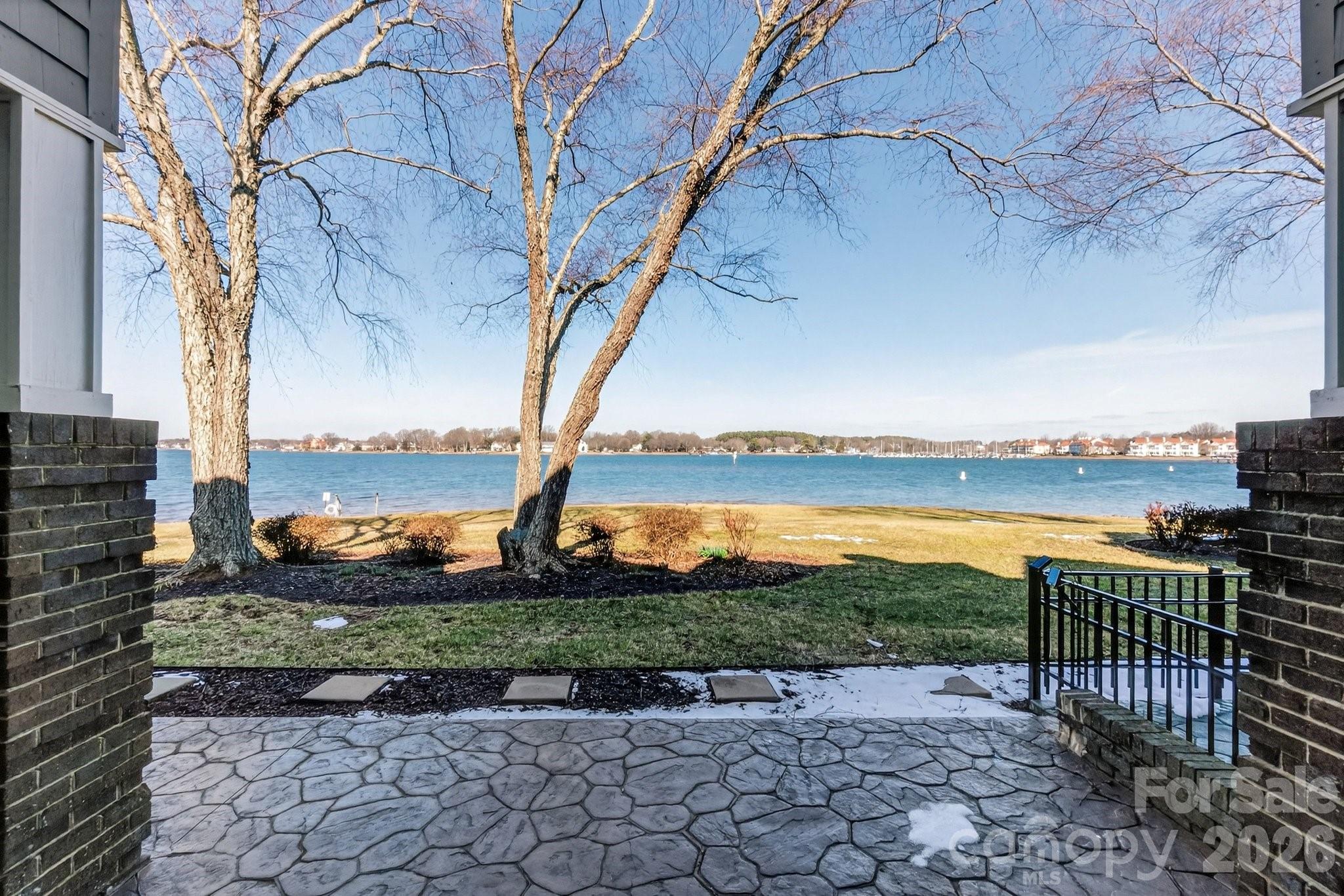 Vineyard Point - Residential