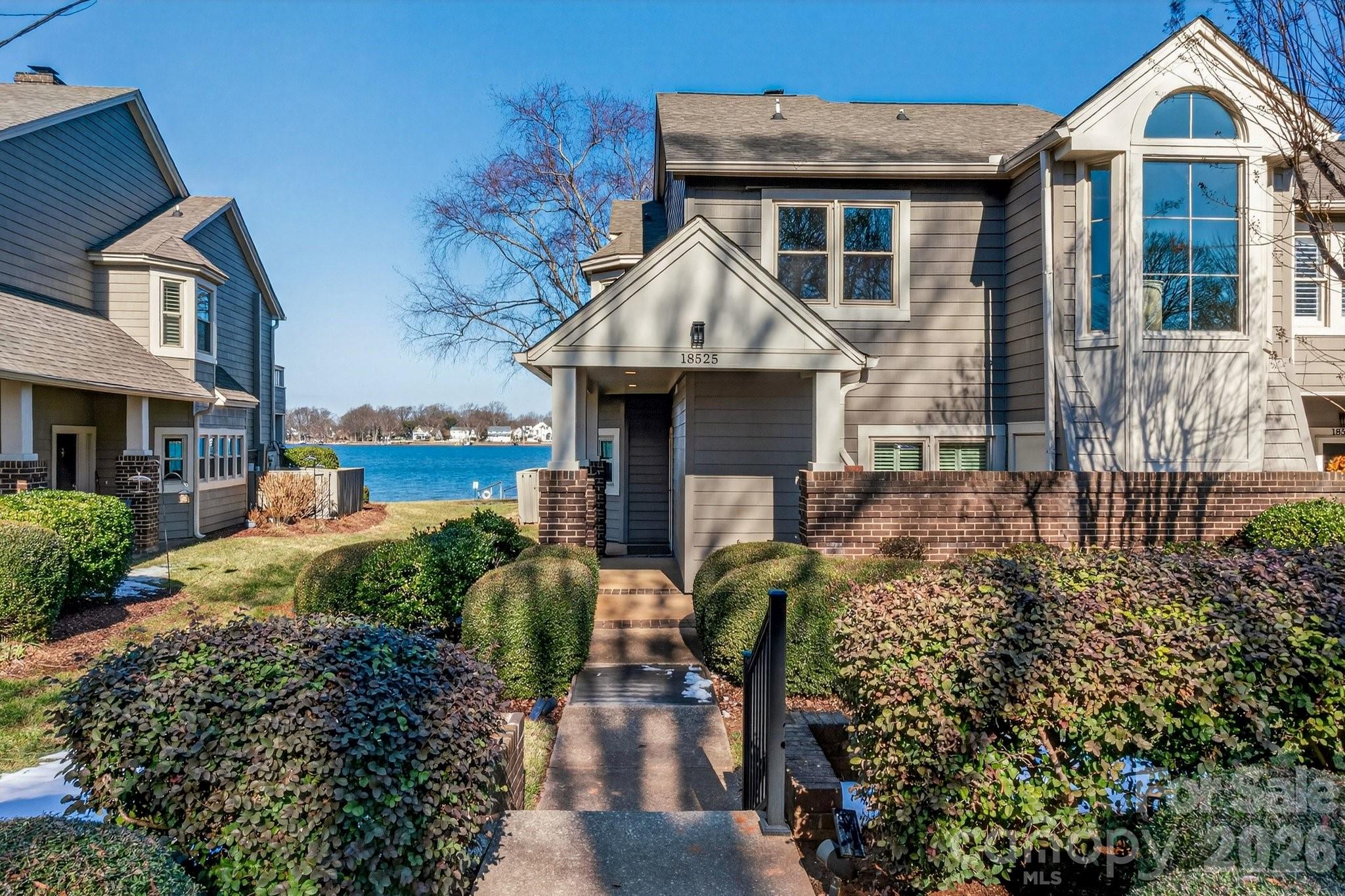 Vineyard Point - Residential