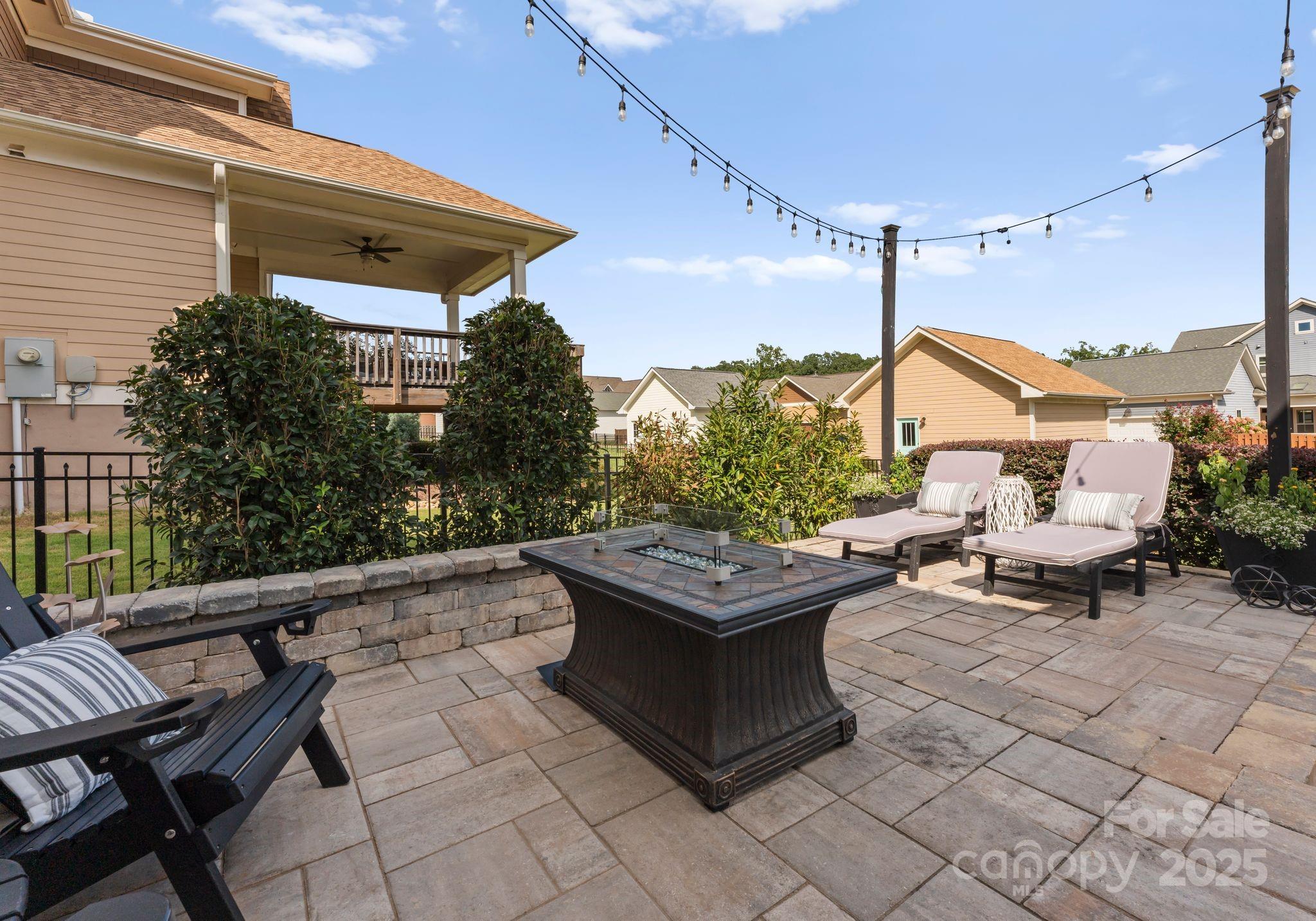 Riverwalk - Residential