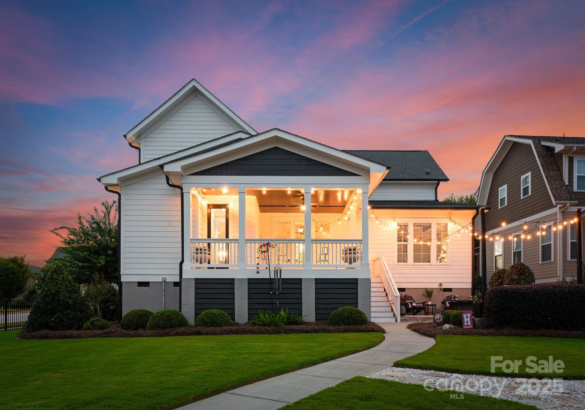 Riverwalk - Residential