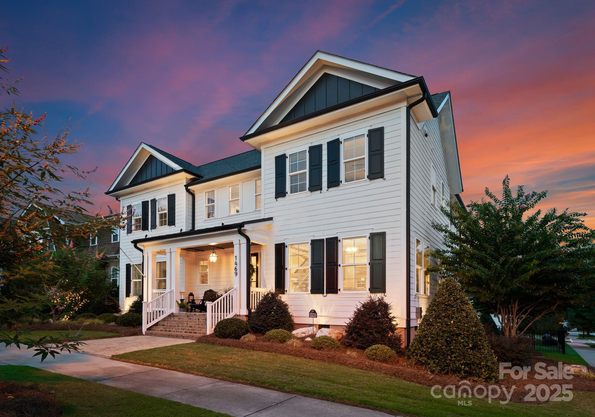 Riverwalk - Residential