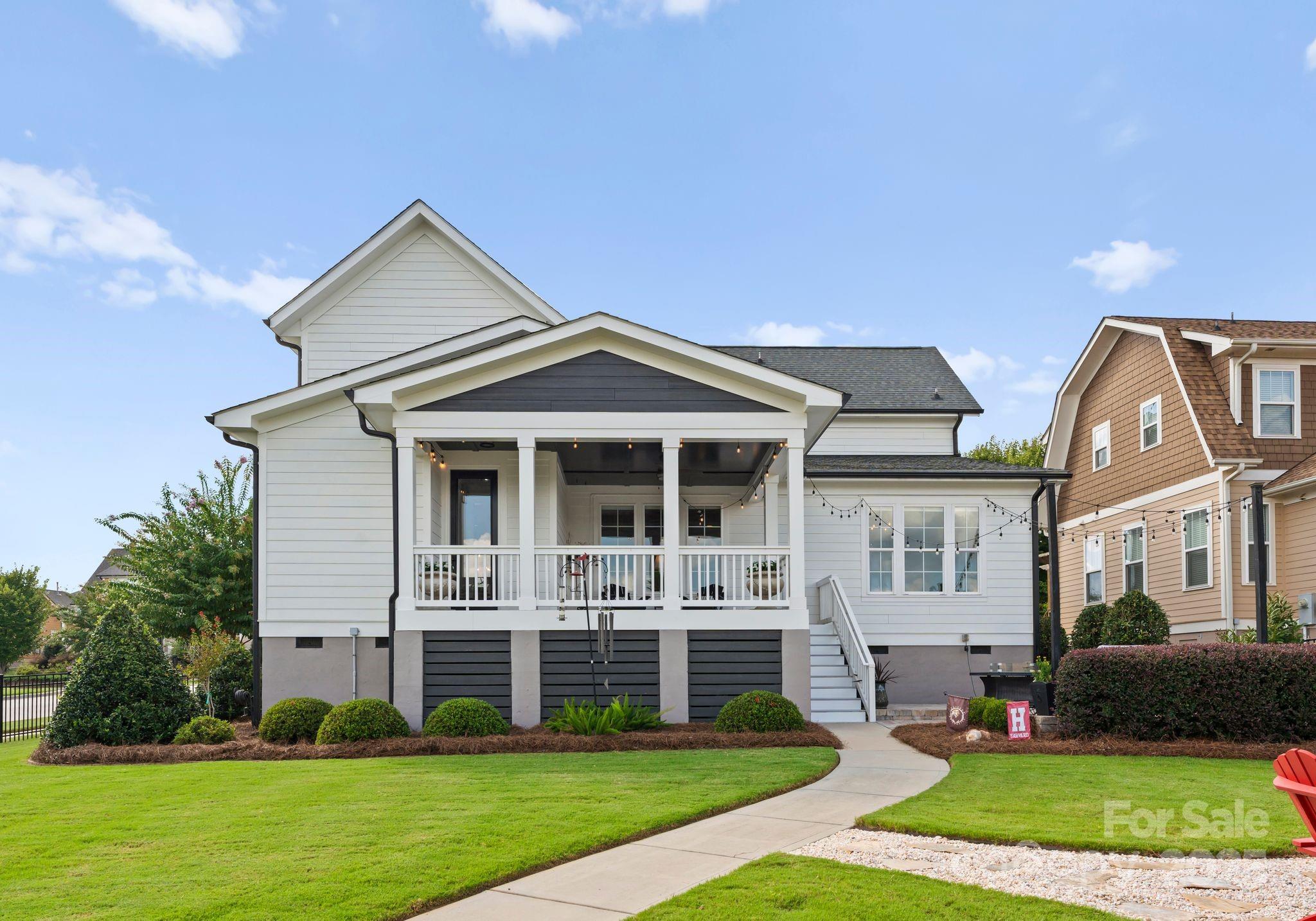 Riverwalk - Residential