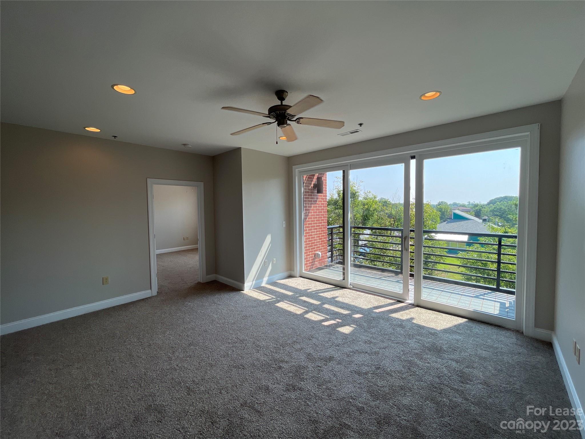 Cornelius Village Condos - Residential Lease