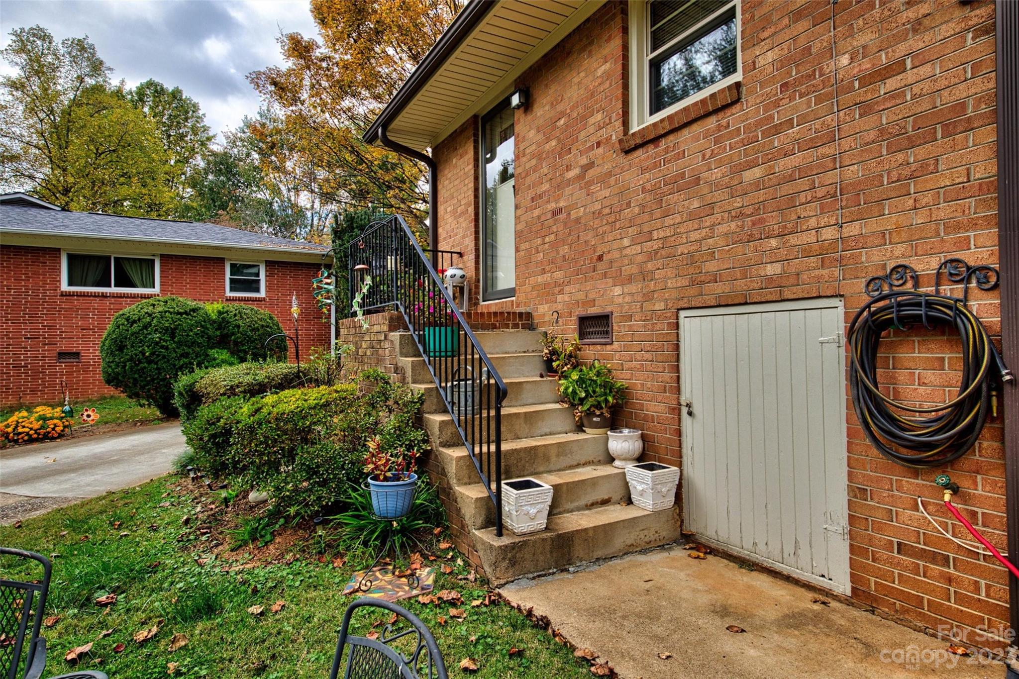 Wilburn Hunsucker Estate - Residential