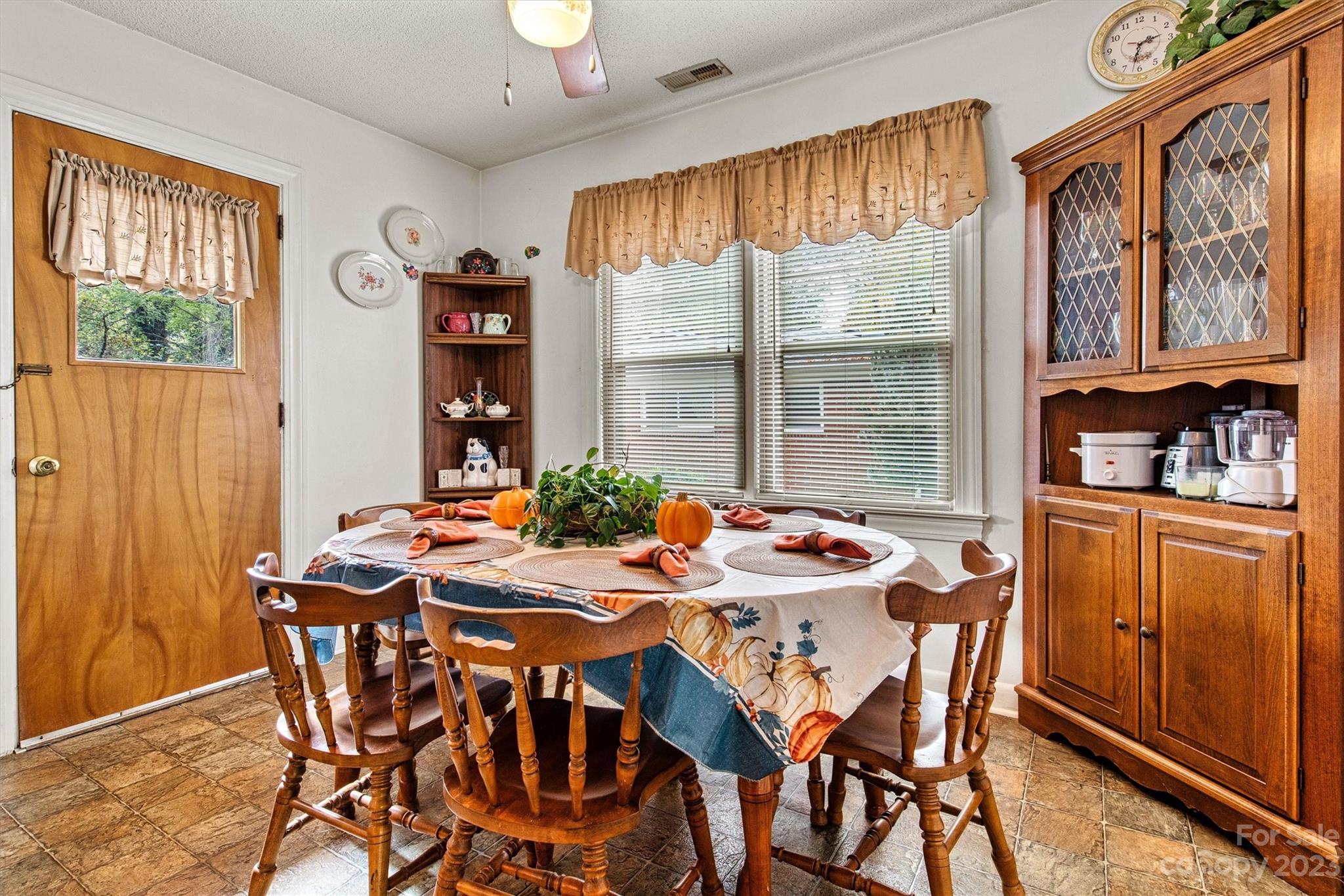 Wilburn Hunsucker Estate - Residential