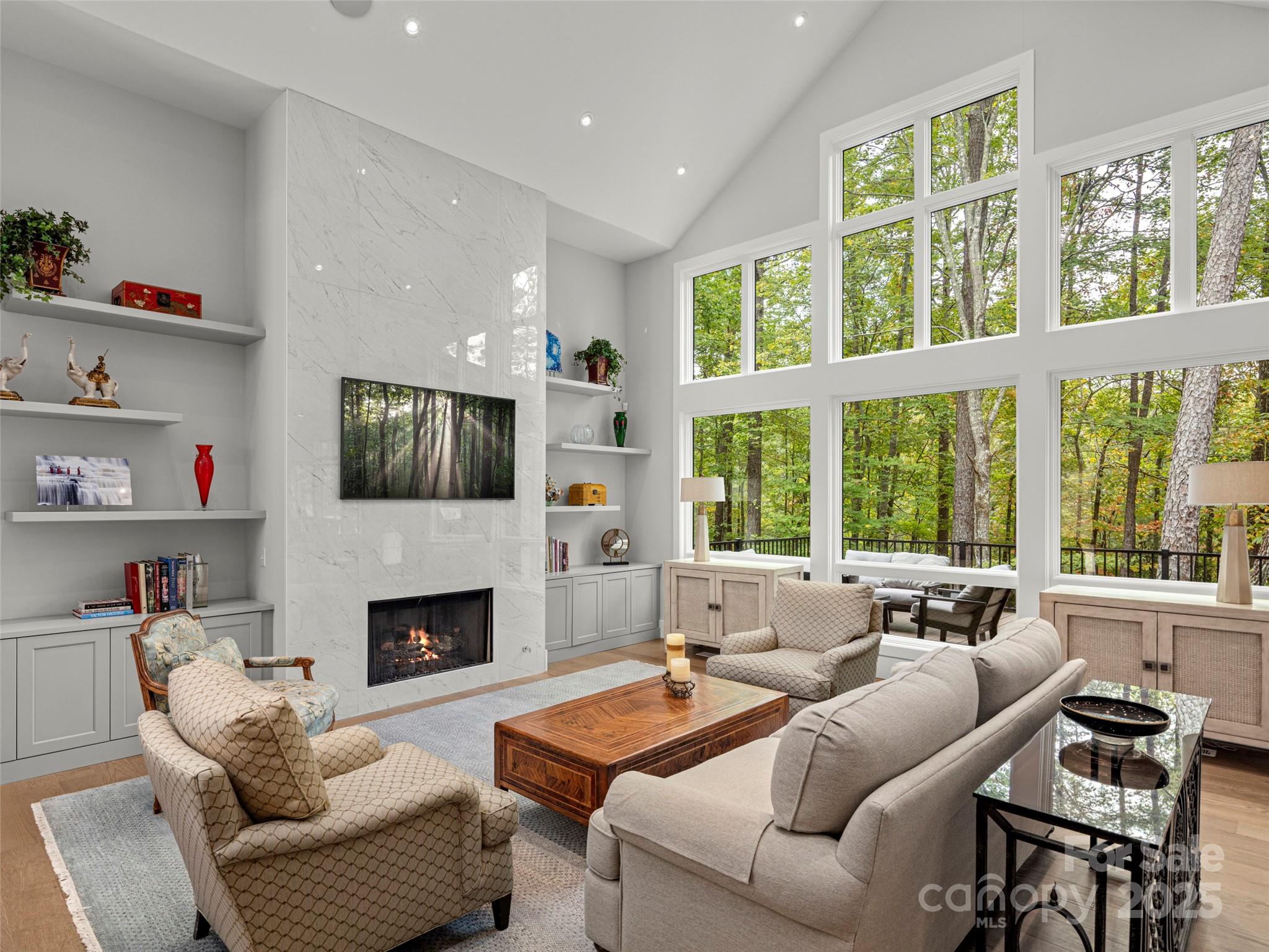 1565 Country View Way