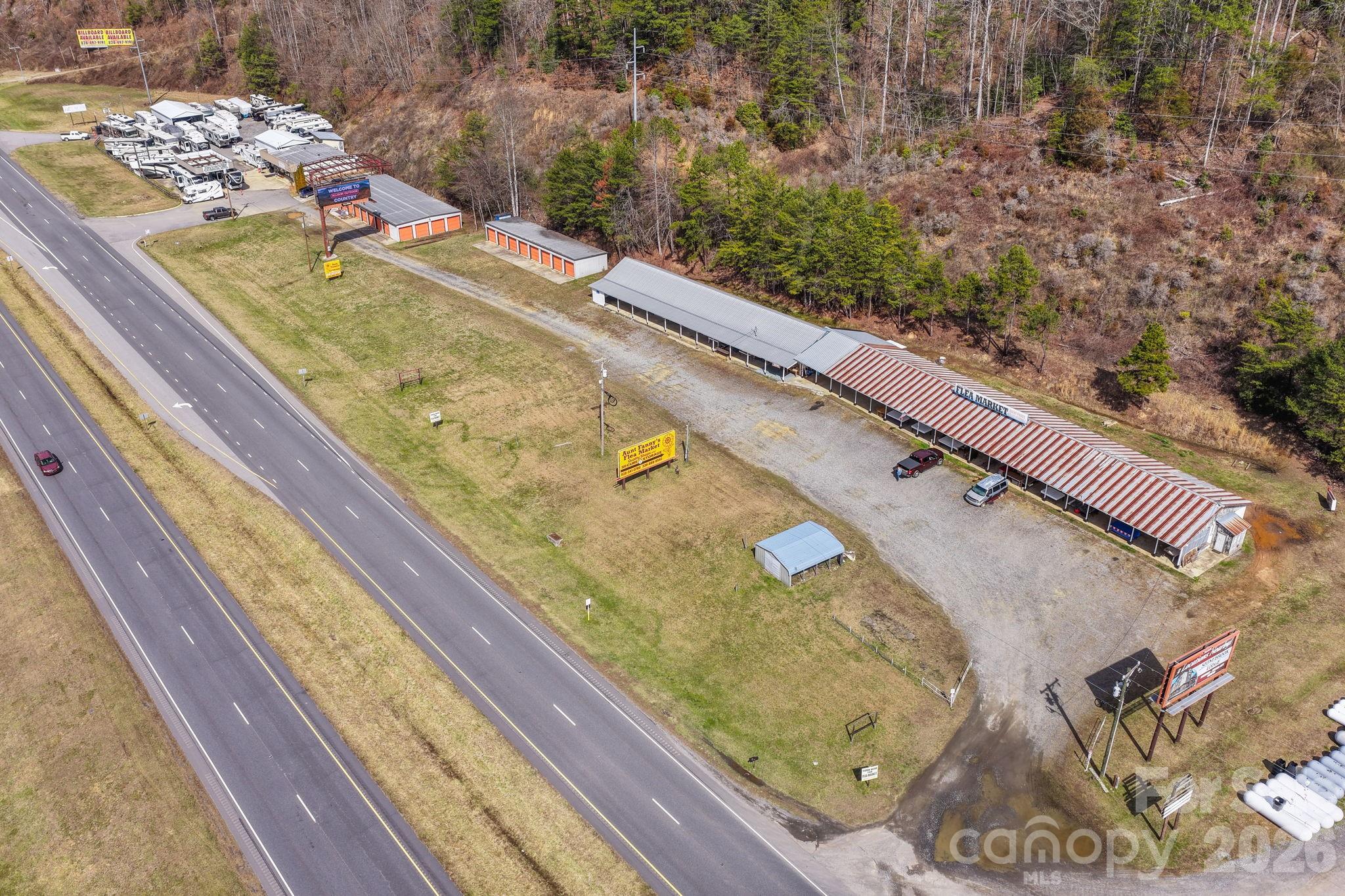 5262-5264 US 74 Highway W
