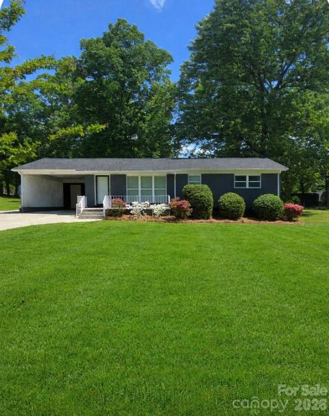 421 Kingfield Drive SW Concord NC 28027