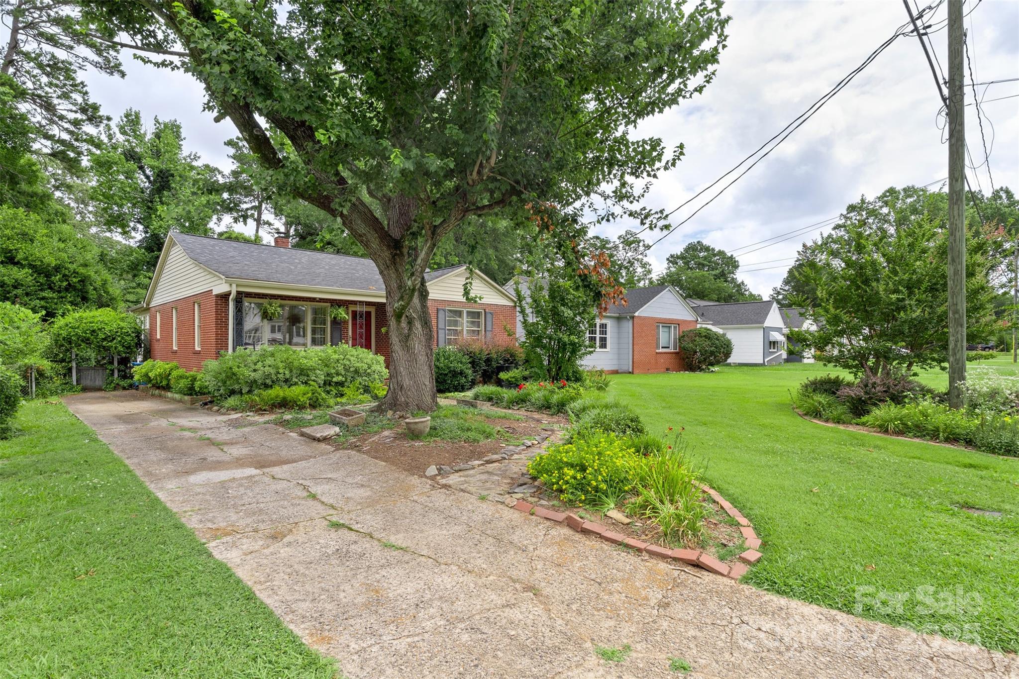 320 Ackert Avenue