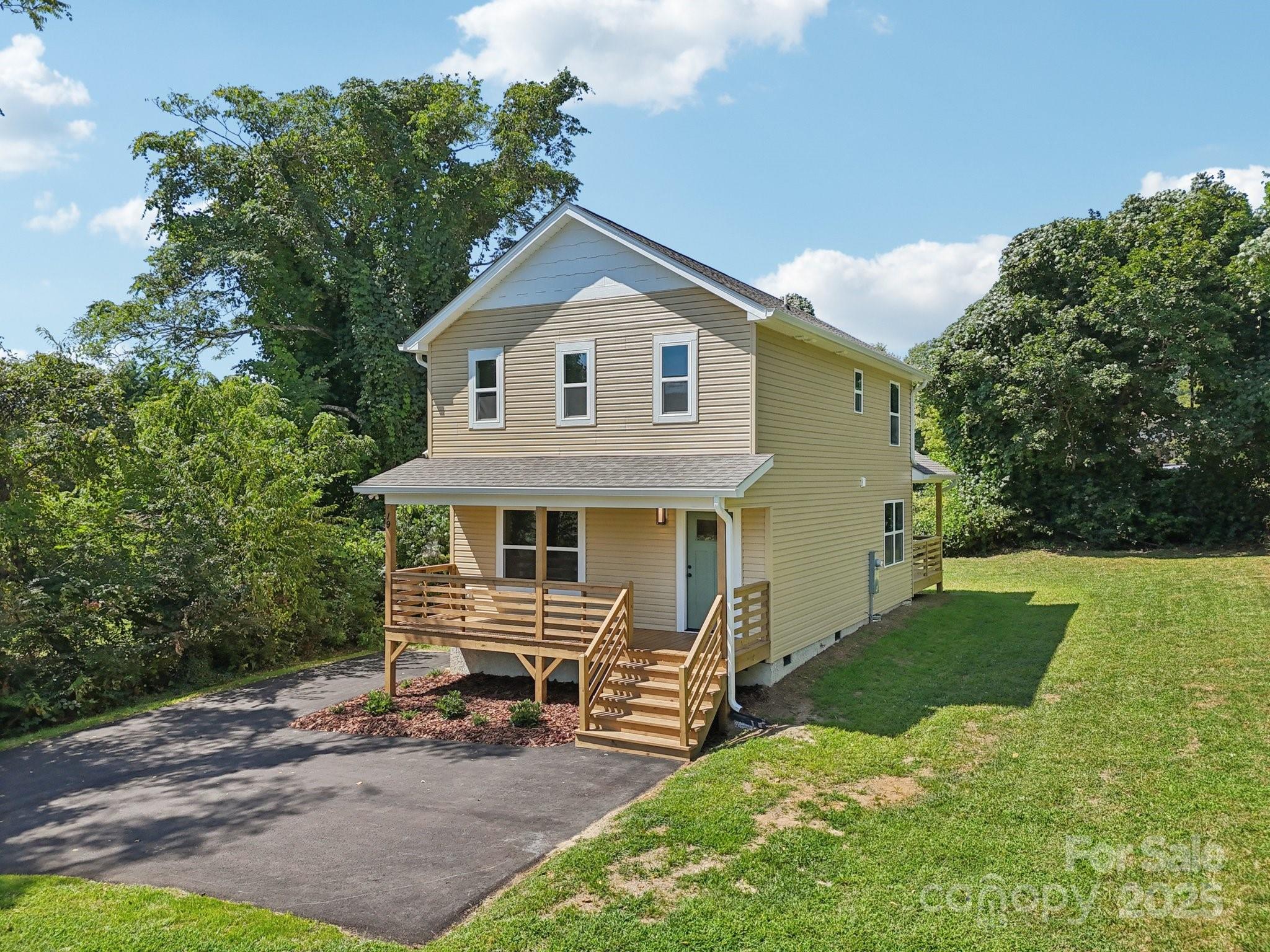 19 White Avenue