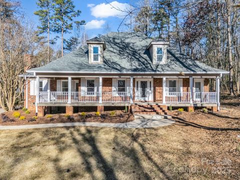 303 Fairforest Drive Rutherfordton NC 28139