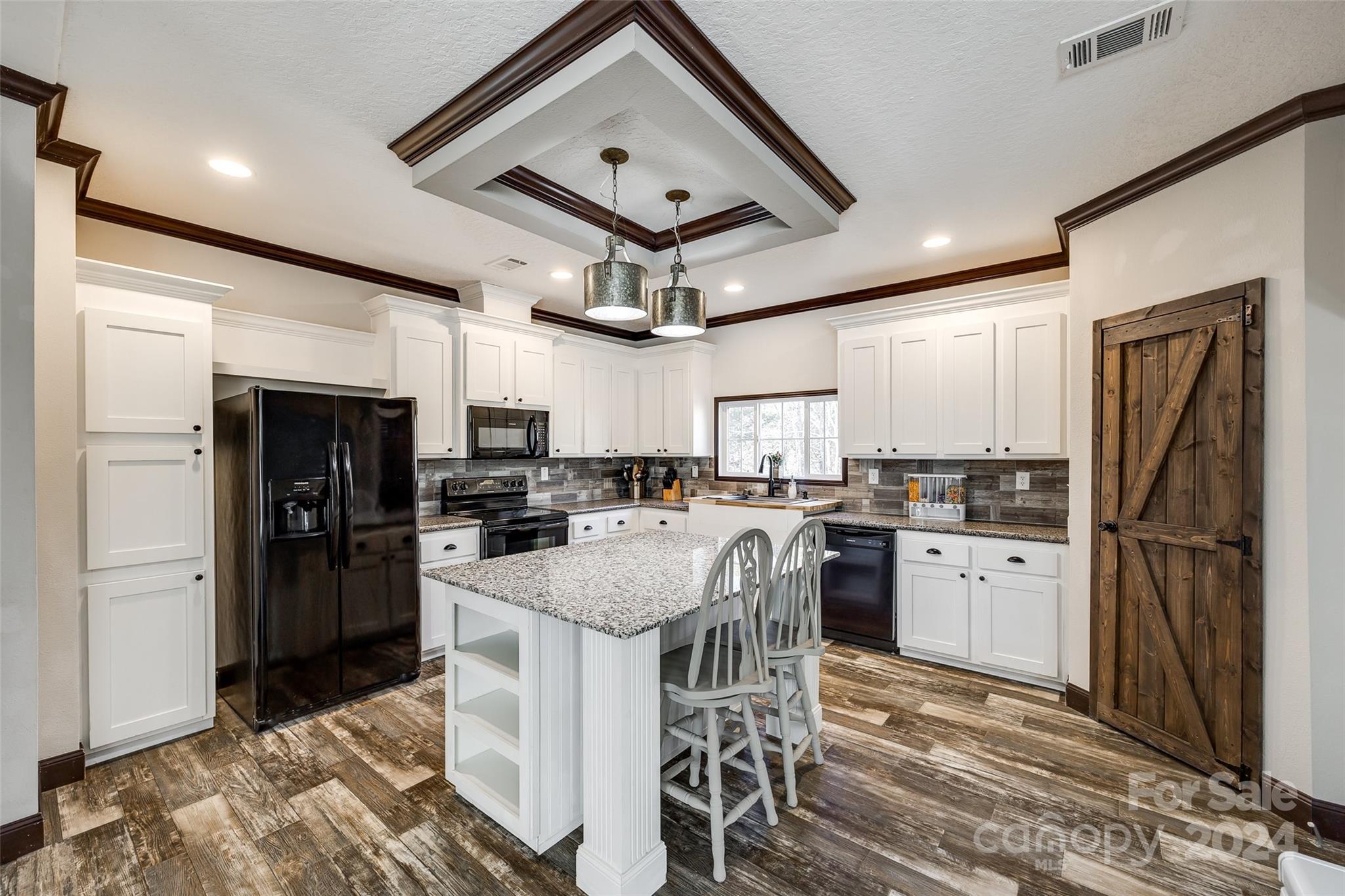 Colony Acres - Residential