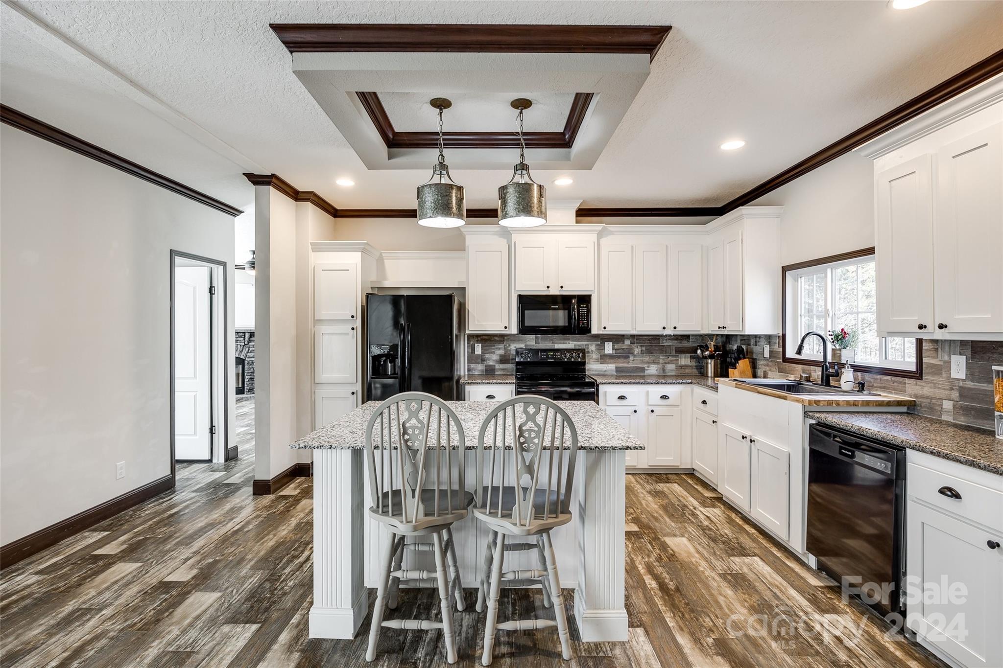 Colony Acres - Residential