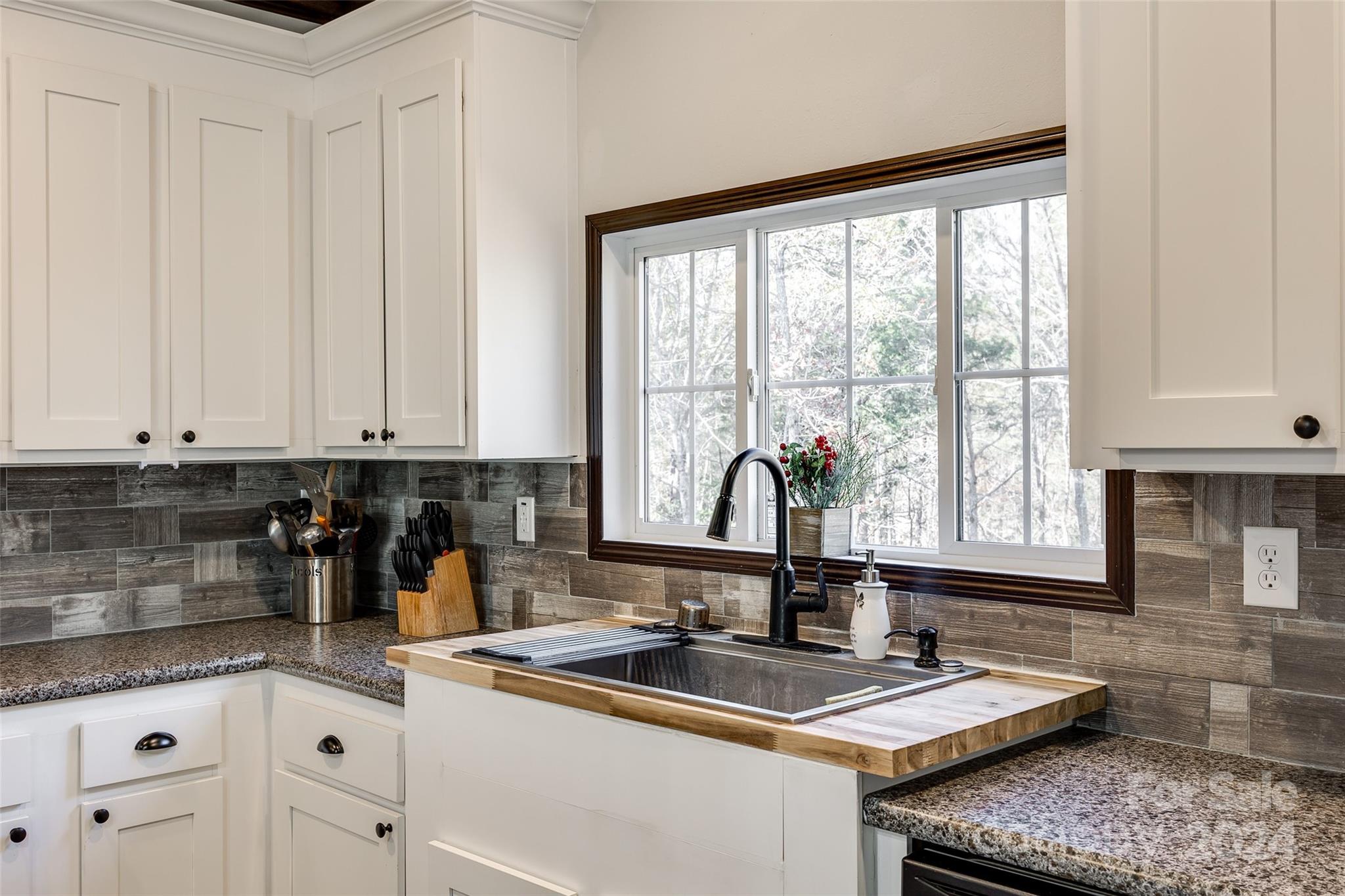 Colony Acres - Residential