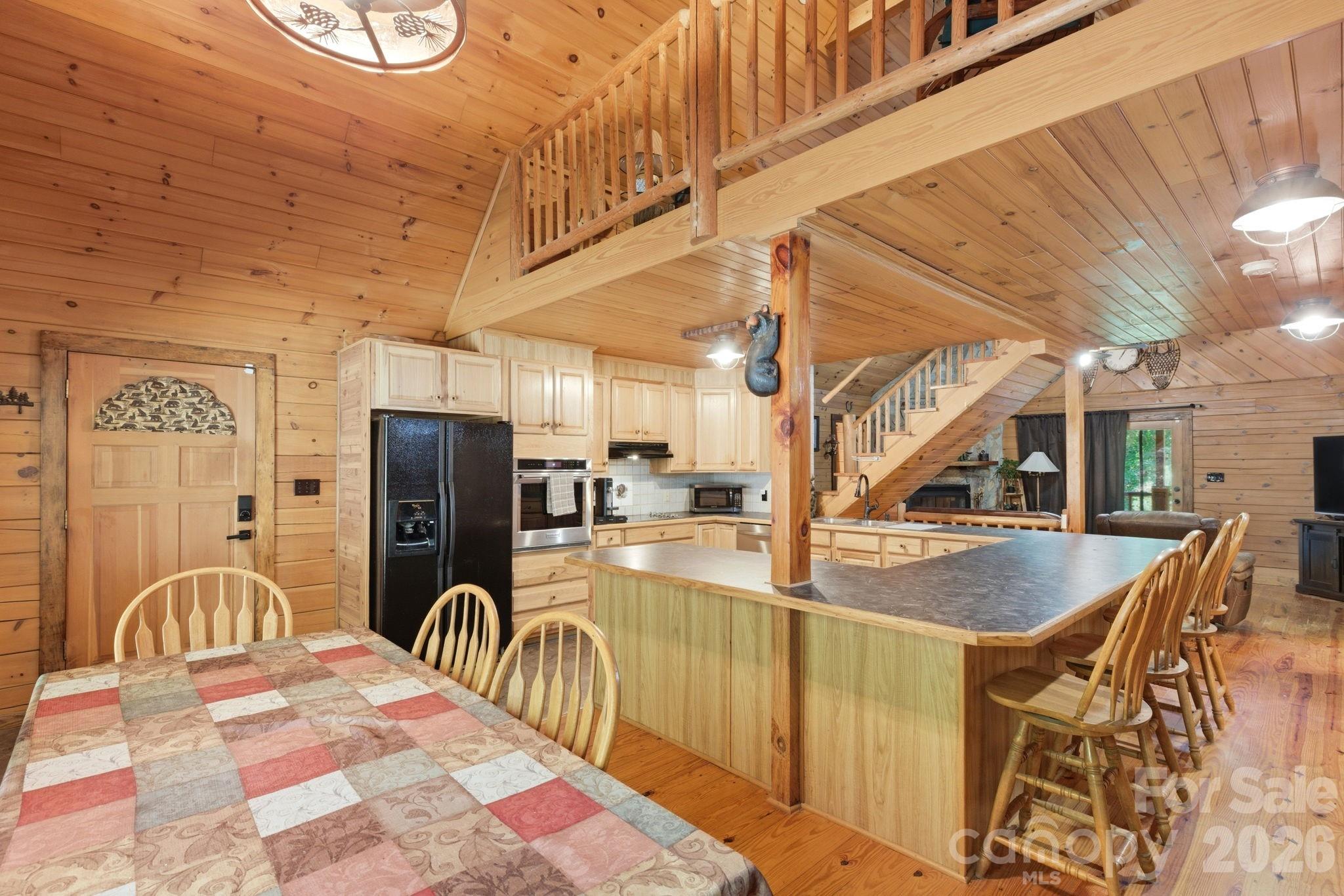152 Rivercliff Drive