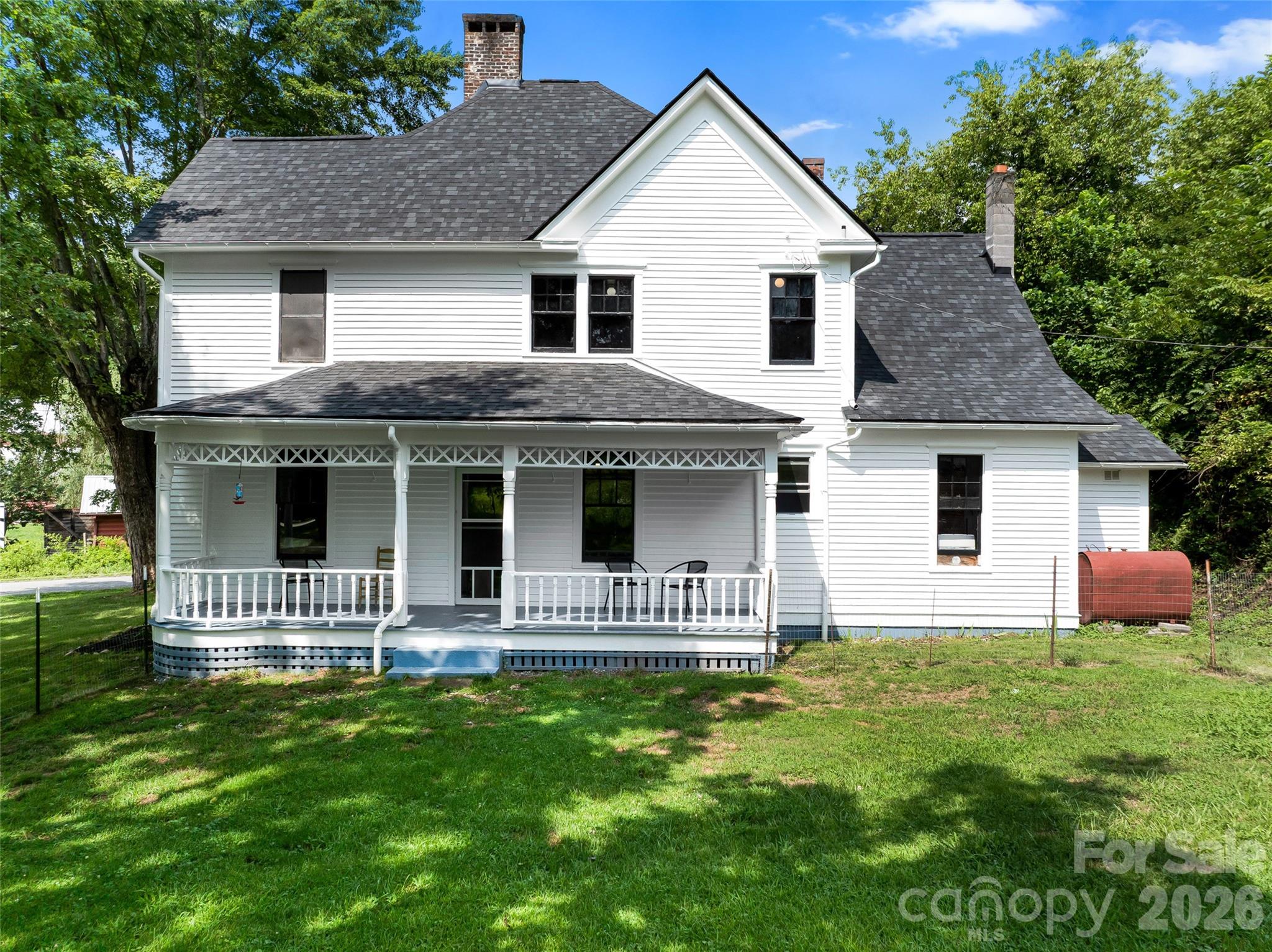 5 Clarks Cove Road
