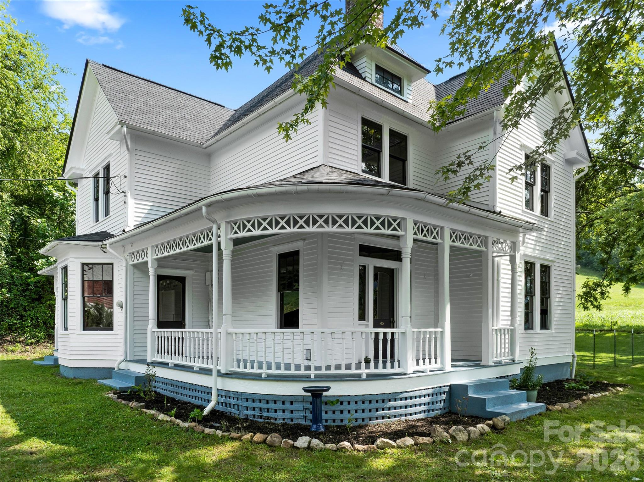 5 Clarks Cove Road