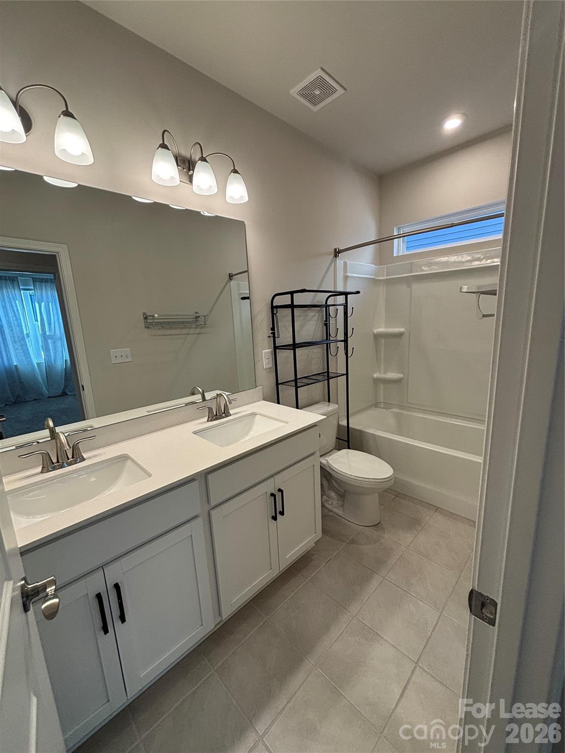 Fifteen 15 Cannon - Residential Lease