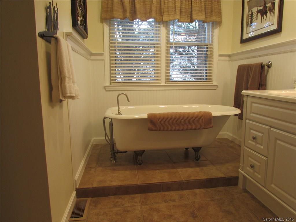 Oxford Glen - Residential