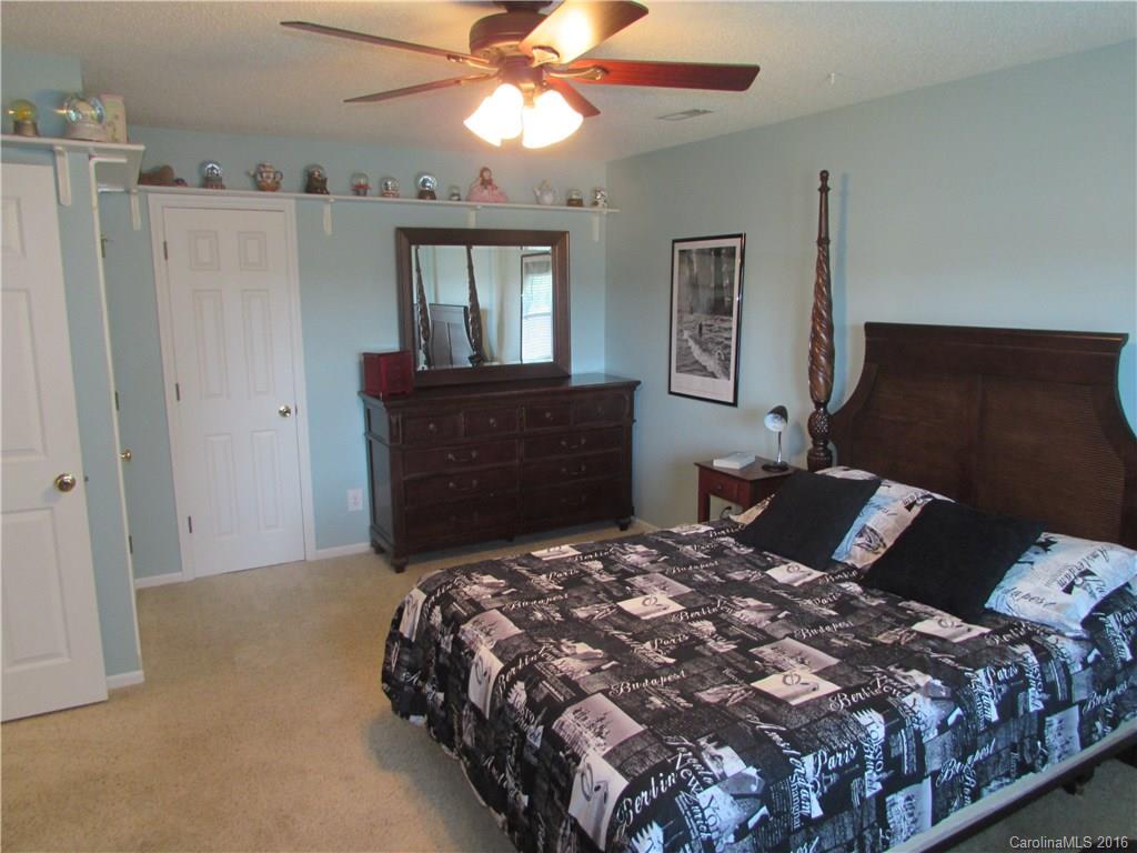 Oxford Glen - Residential