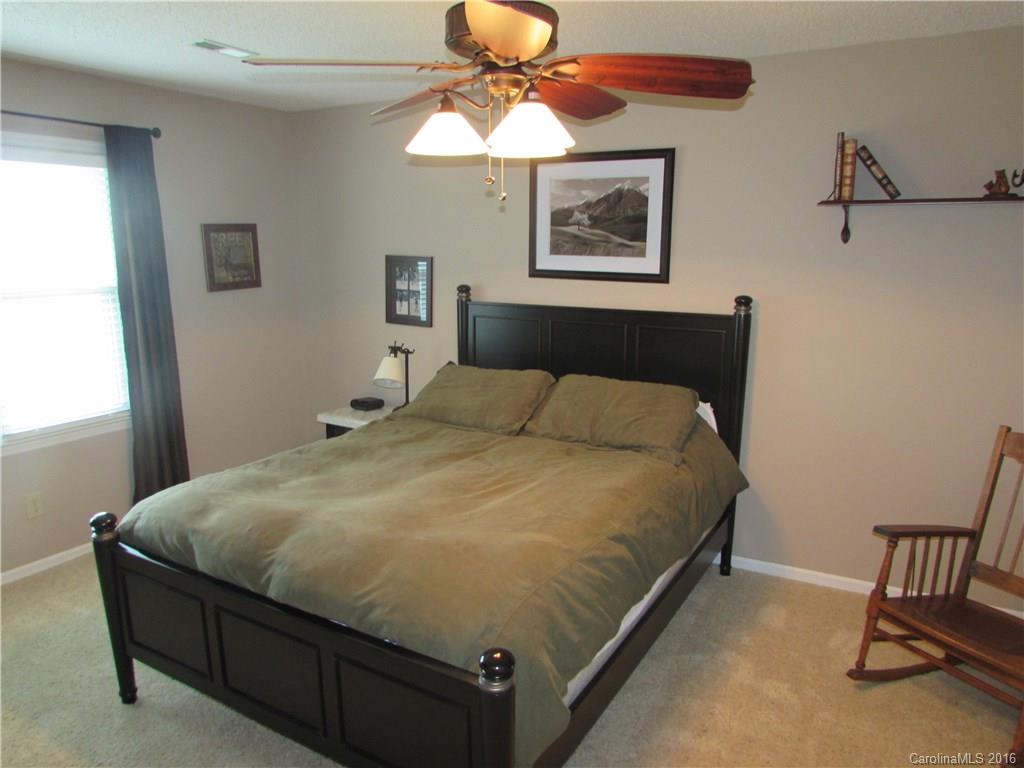 Oxford Glen - Residential
