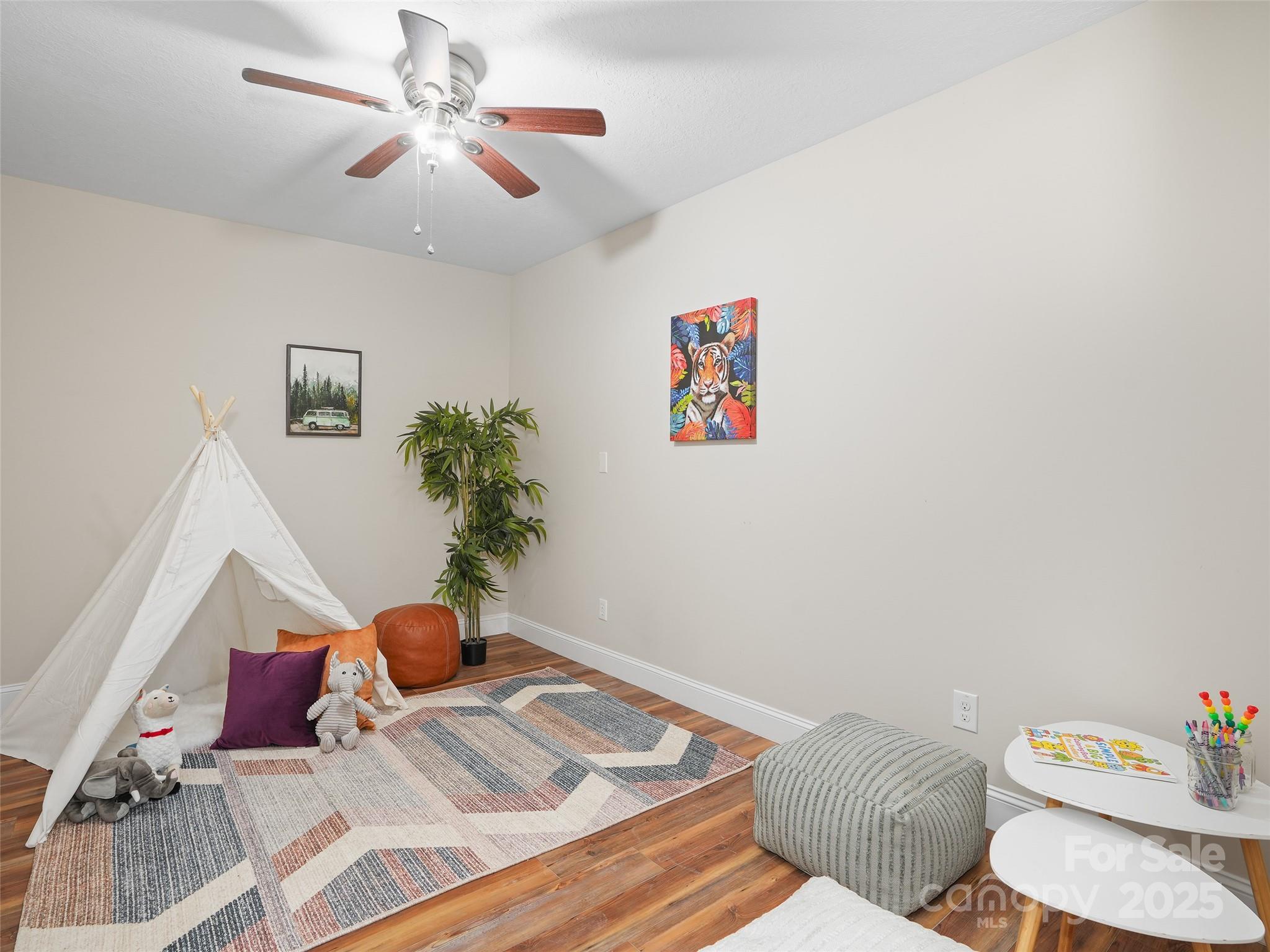 Sequoyah Hills - Residential