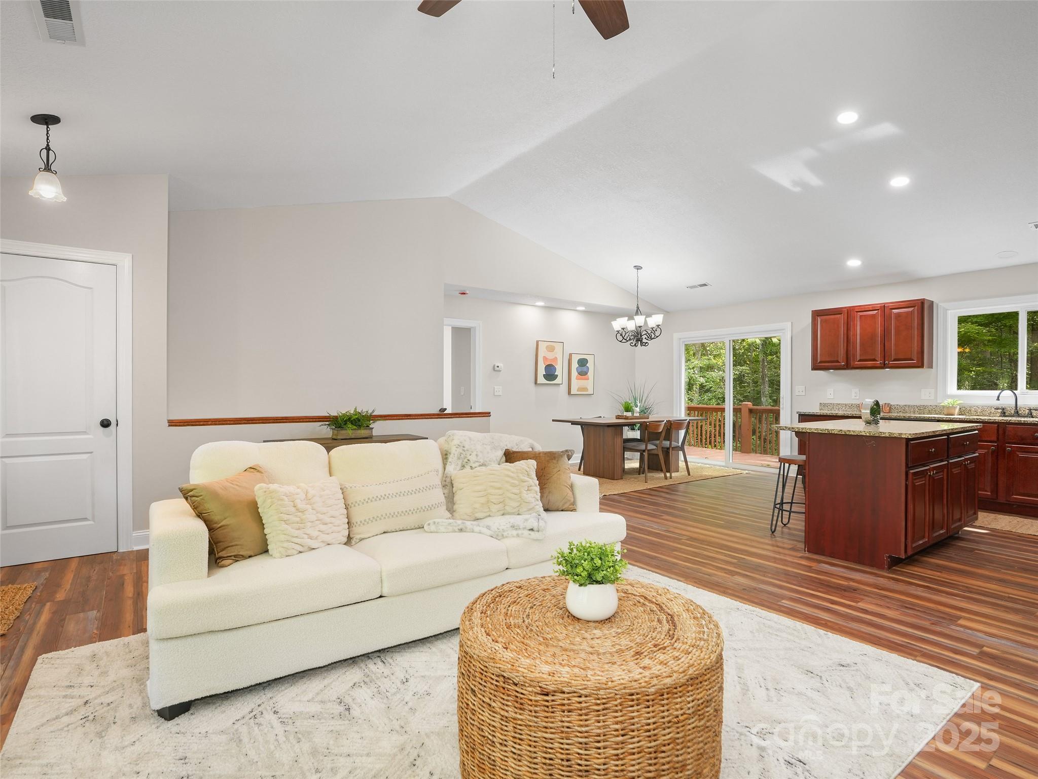 Sequoyah Hills - Residential