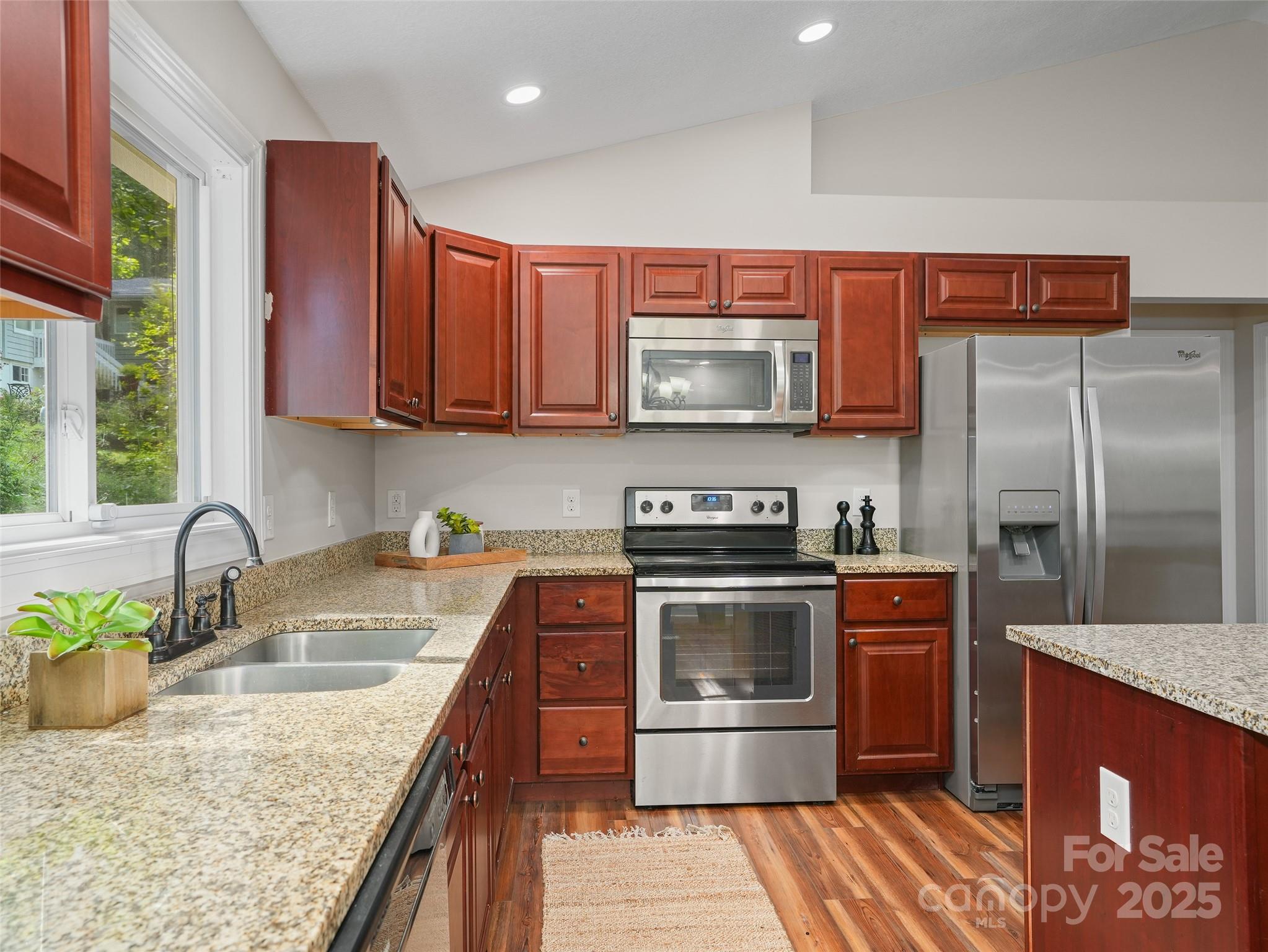 Sequoyah Hills - Residential