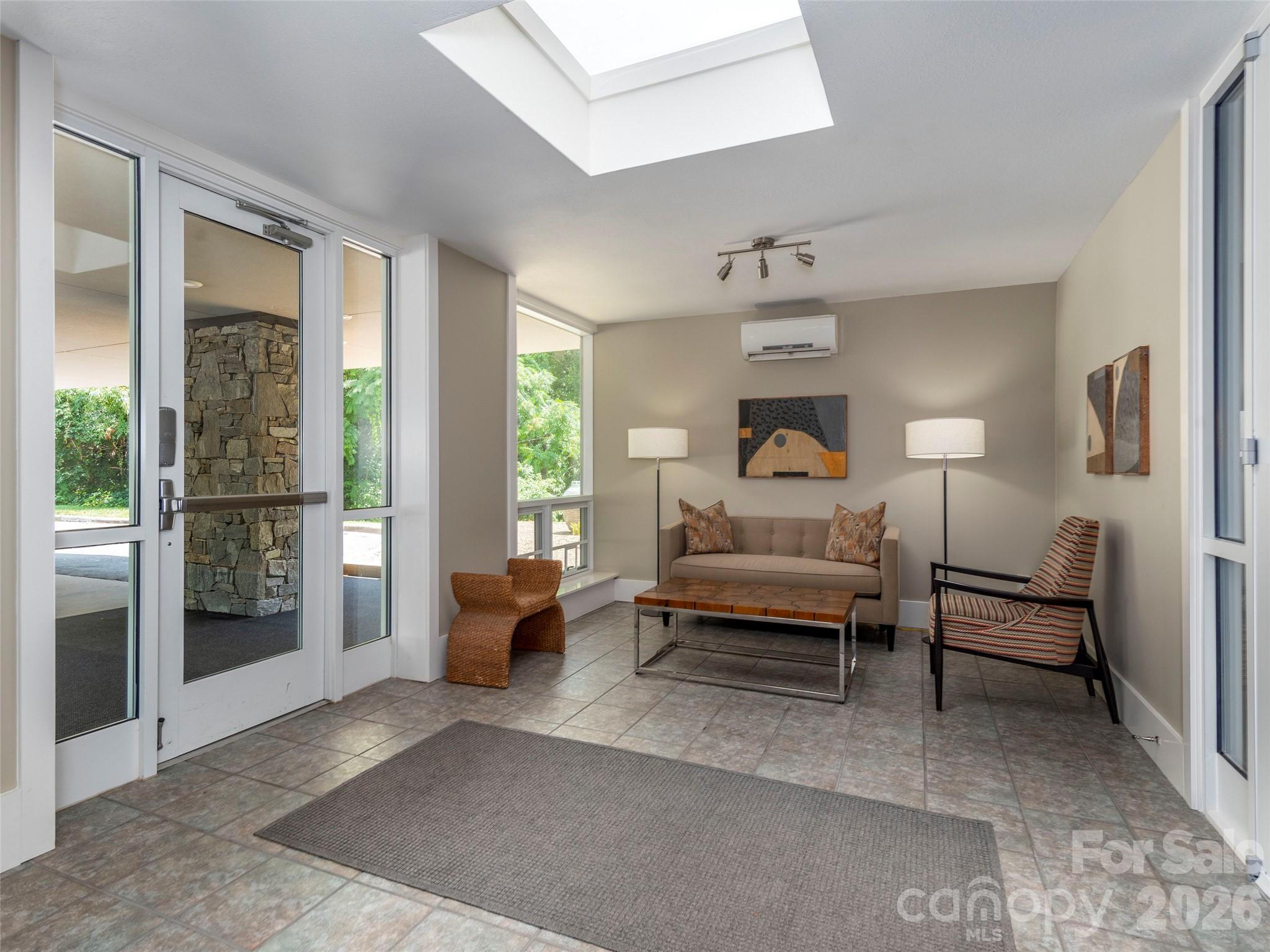 647 Town Mountain Road 307
