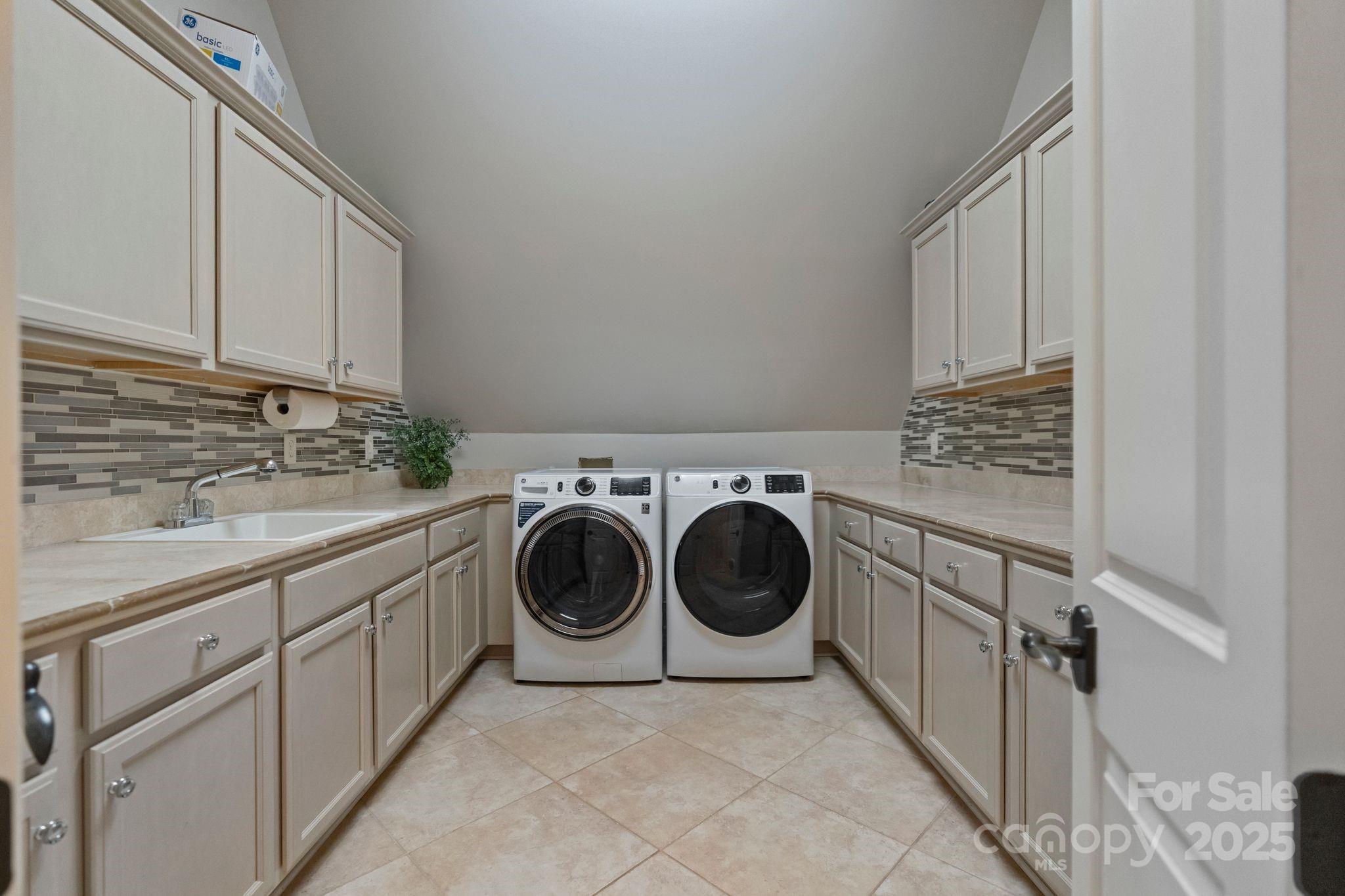 Jefferson Park - Residential