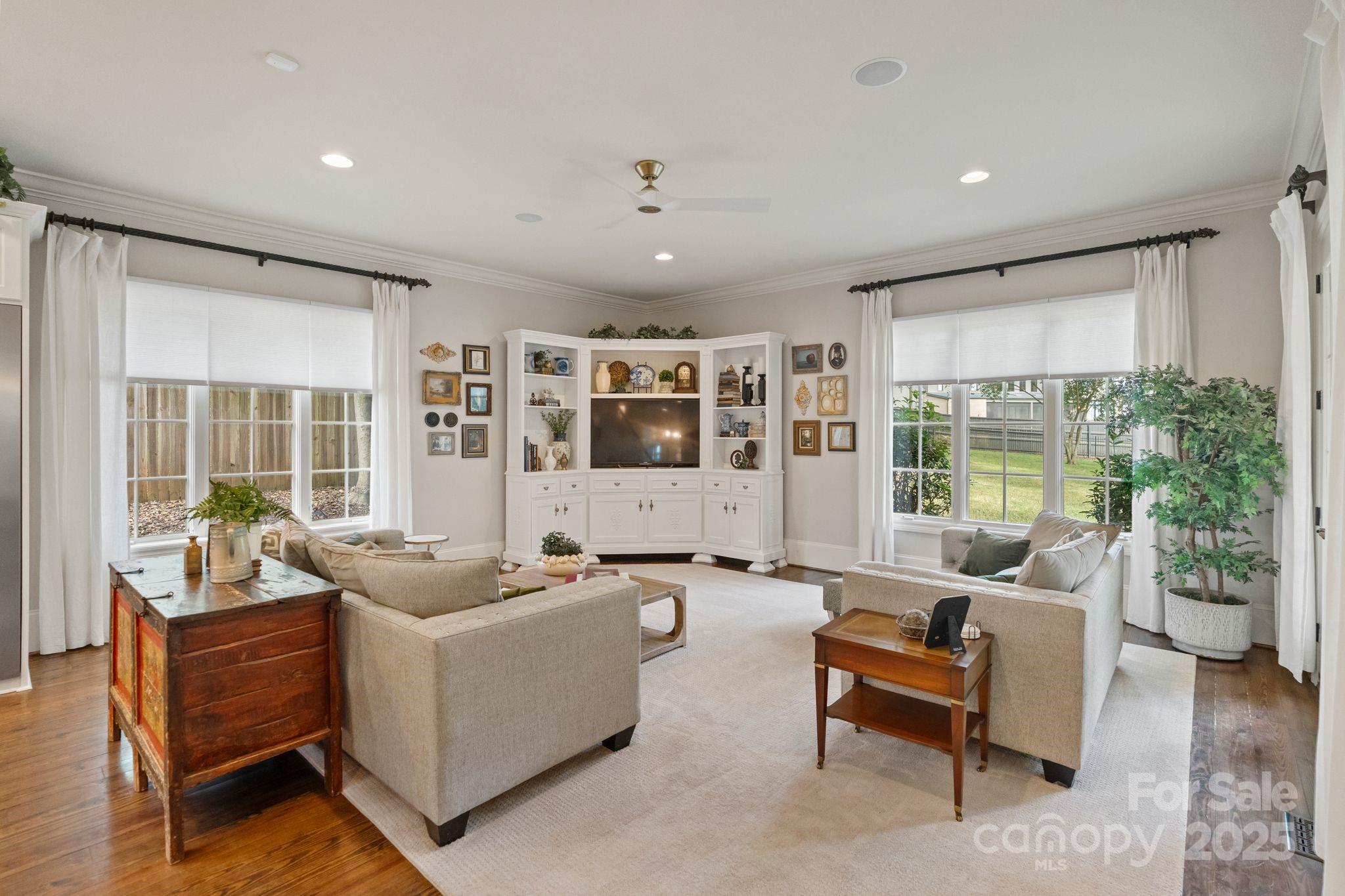 Jefferson Park - Residential