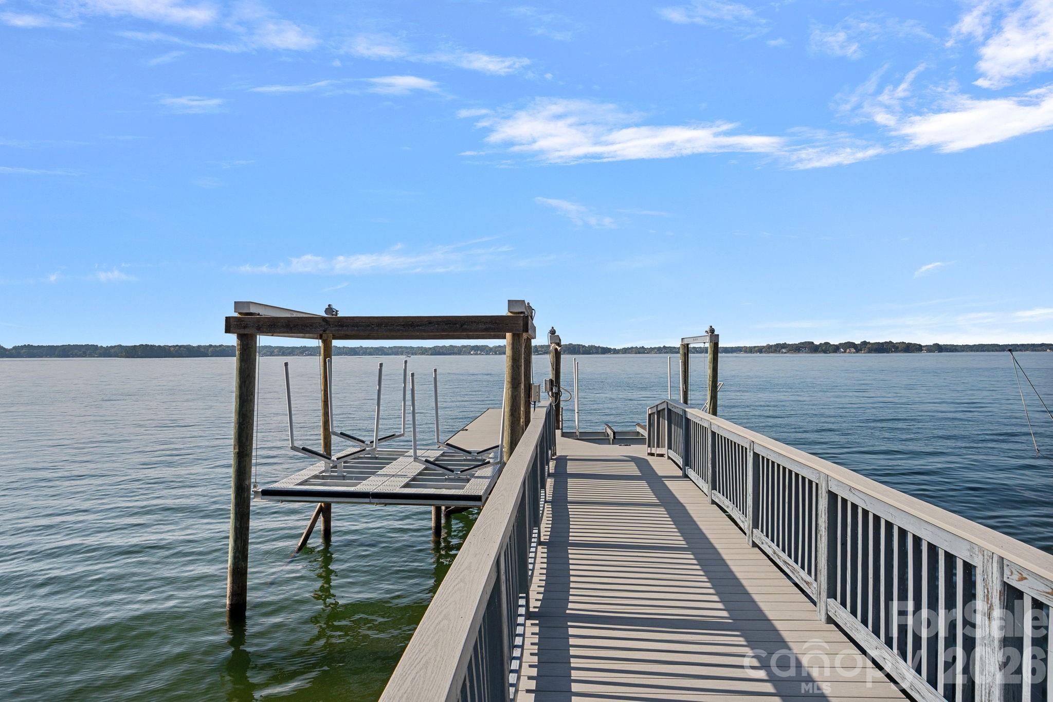 Island Forest - Residential