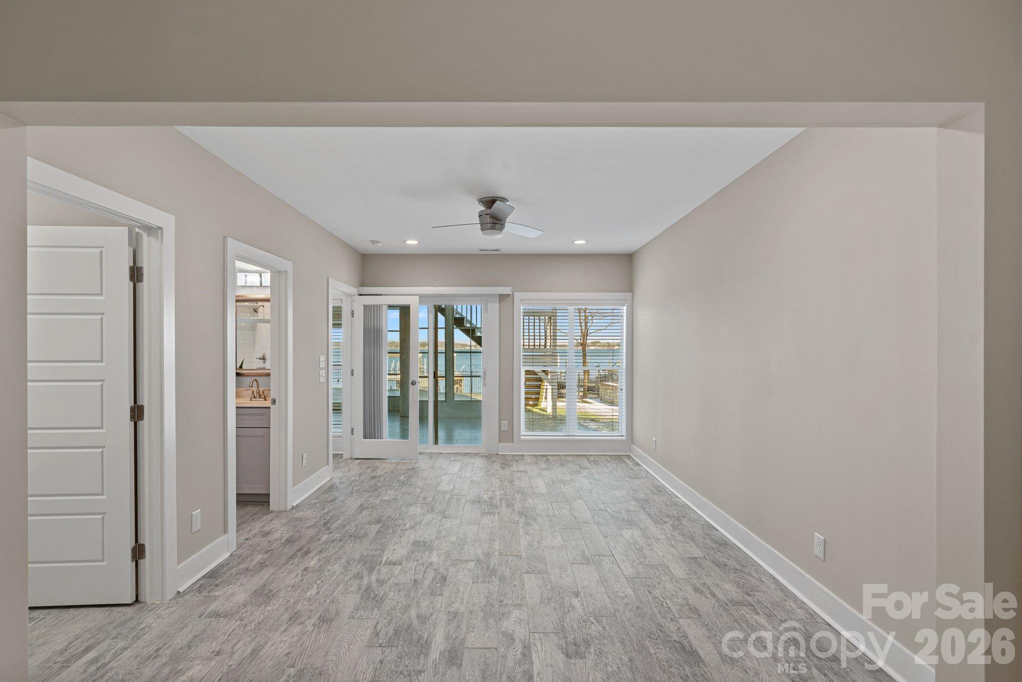 Island Forest - Residential